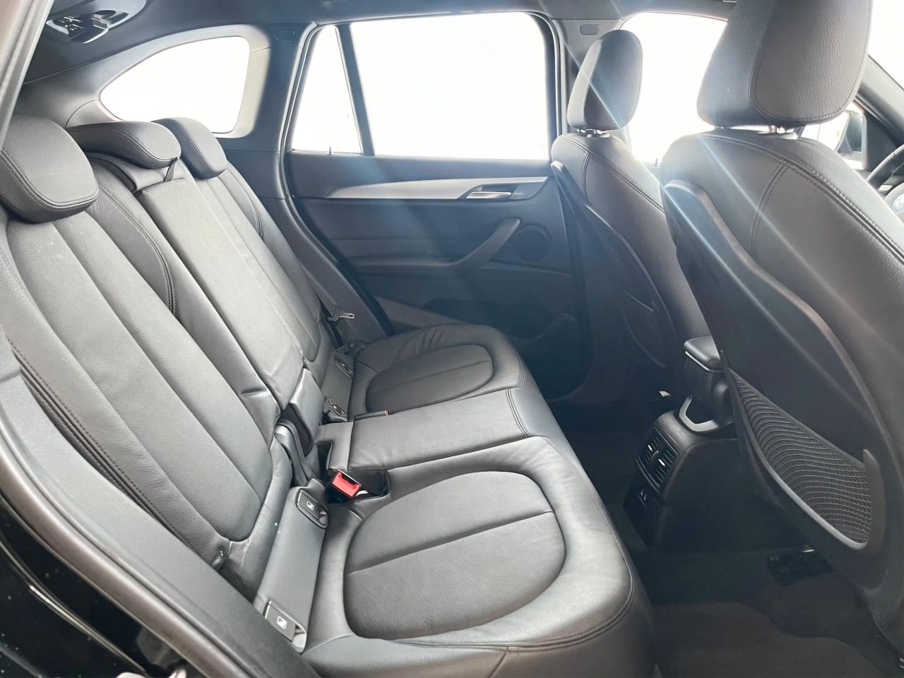 BMW X1 xDrive 25e Aut. - Samsaru's Car Outlet