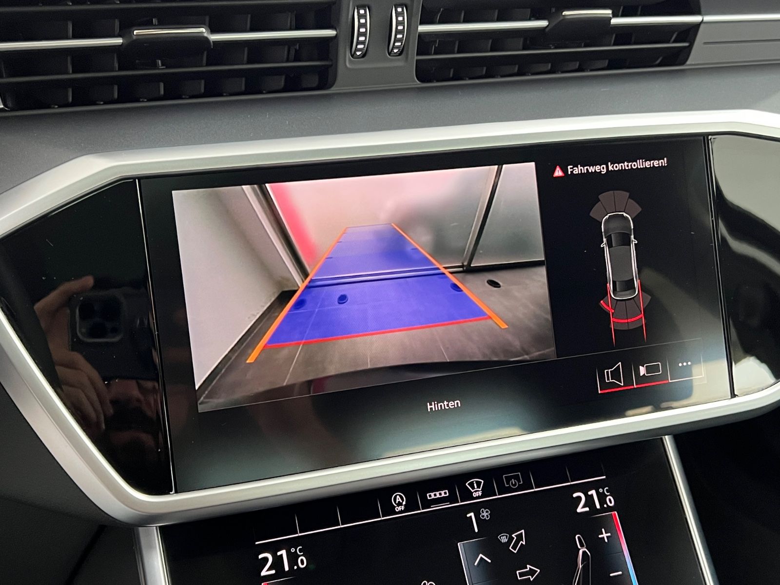 Audi A6 Lim. 45 TFSI advanced - Samsaru's Car Outlet