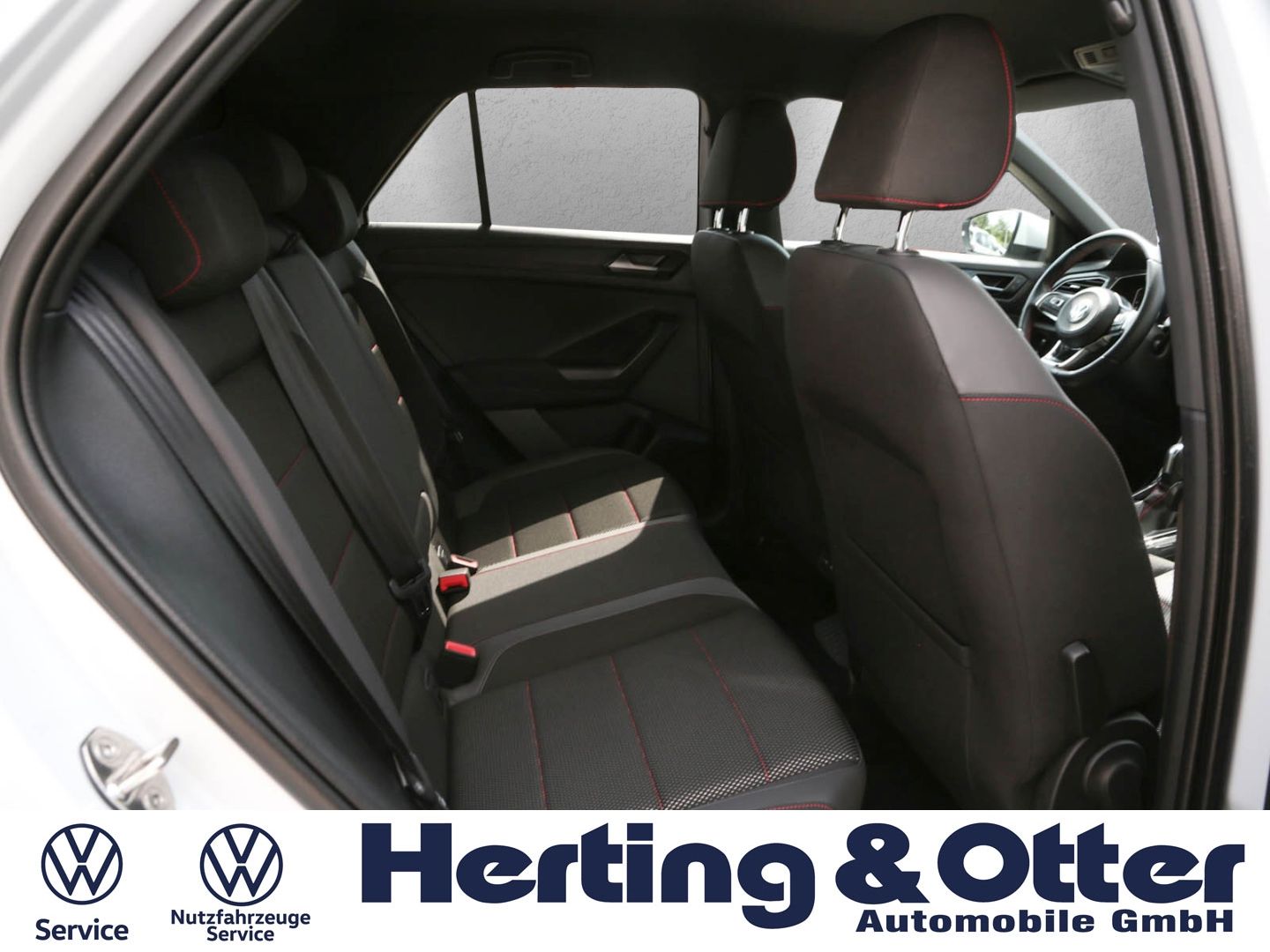 Volkswagen T-Roc R-Line - Samsaru's Car Outlet