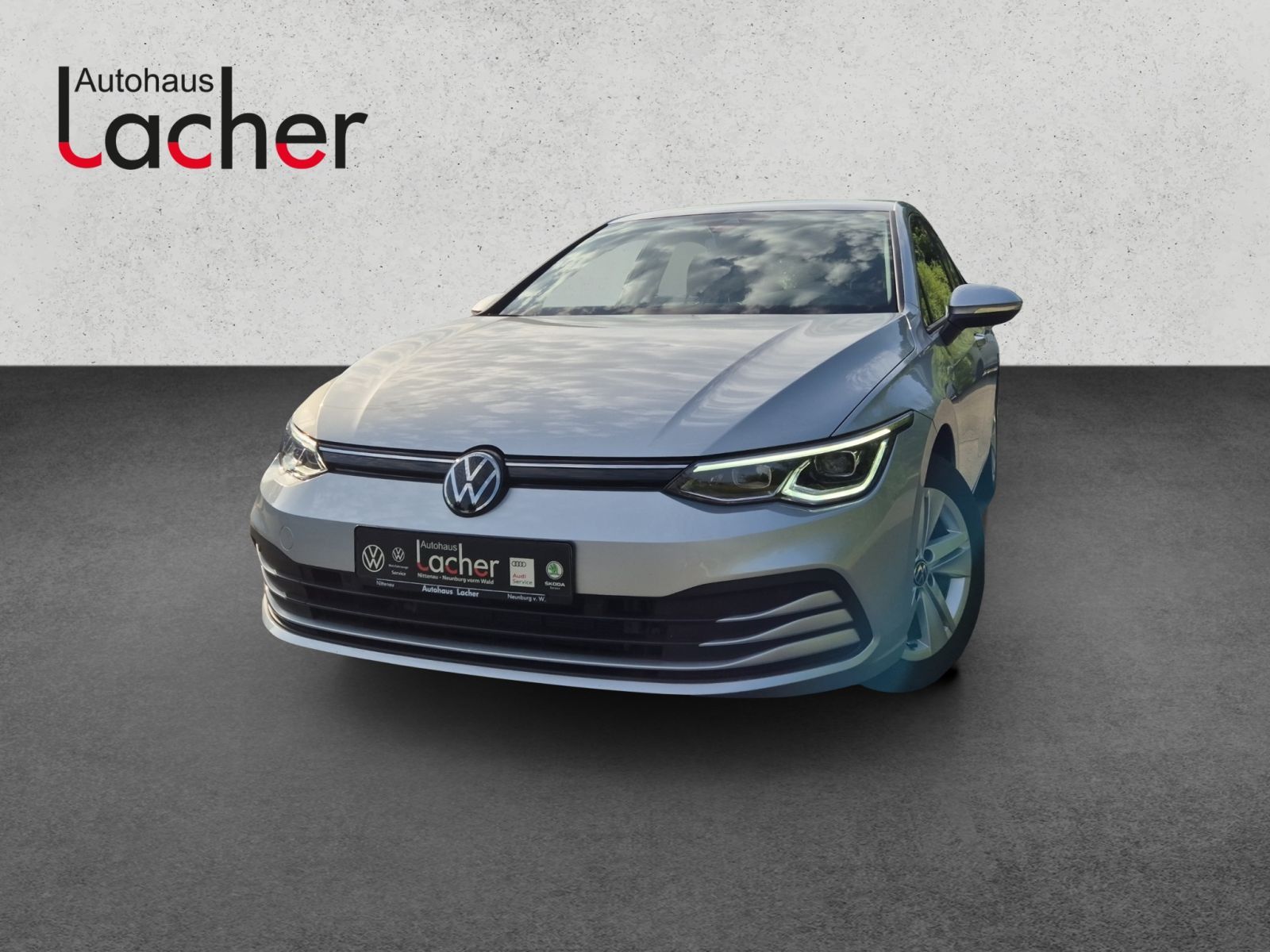 Volkswagen Golf Life 1.5 TSI - Samsaru's Car Outlet