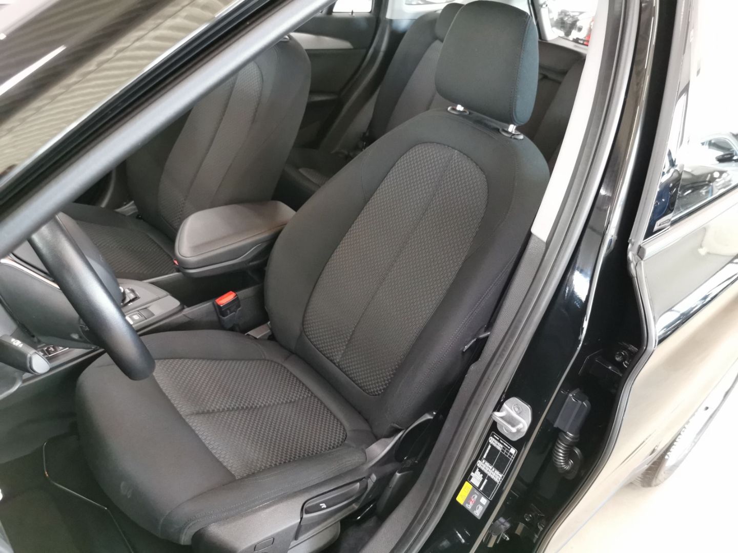 BMW X1 xDRIVE 25e ADVANTAGE - Samsaru's Car Outlet