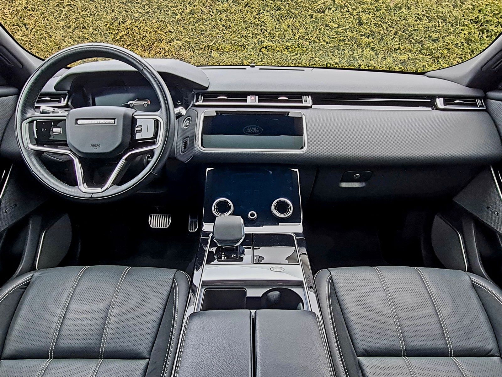 Range Rover Velar D300 R-Dynamic SE - Samsaru's Car Outlet
