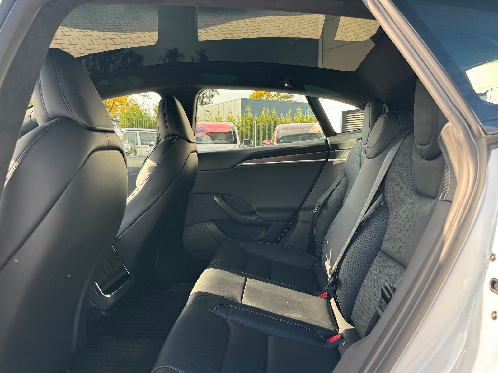 Tesla MODEL S PLAID | CARBON | 21" ARACHNID | TOW |