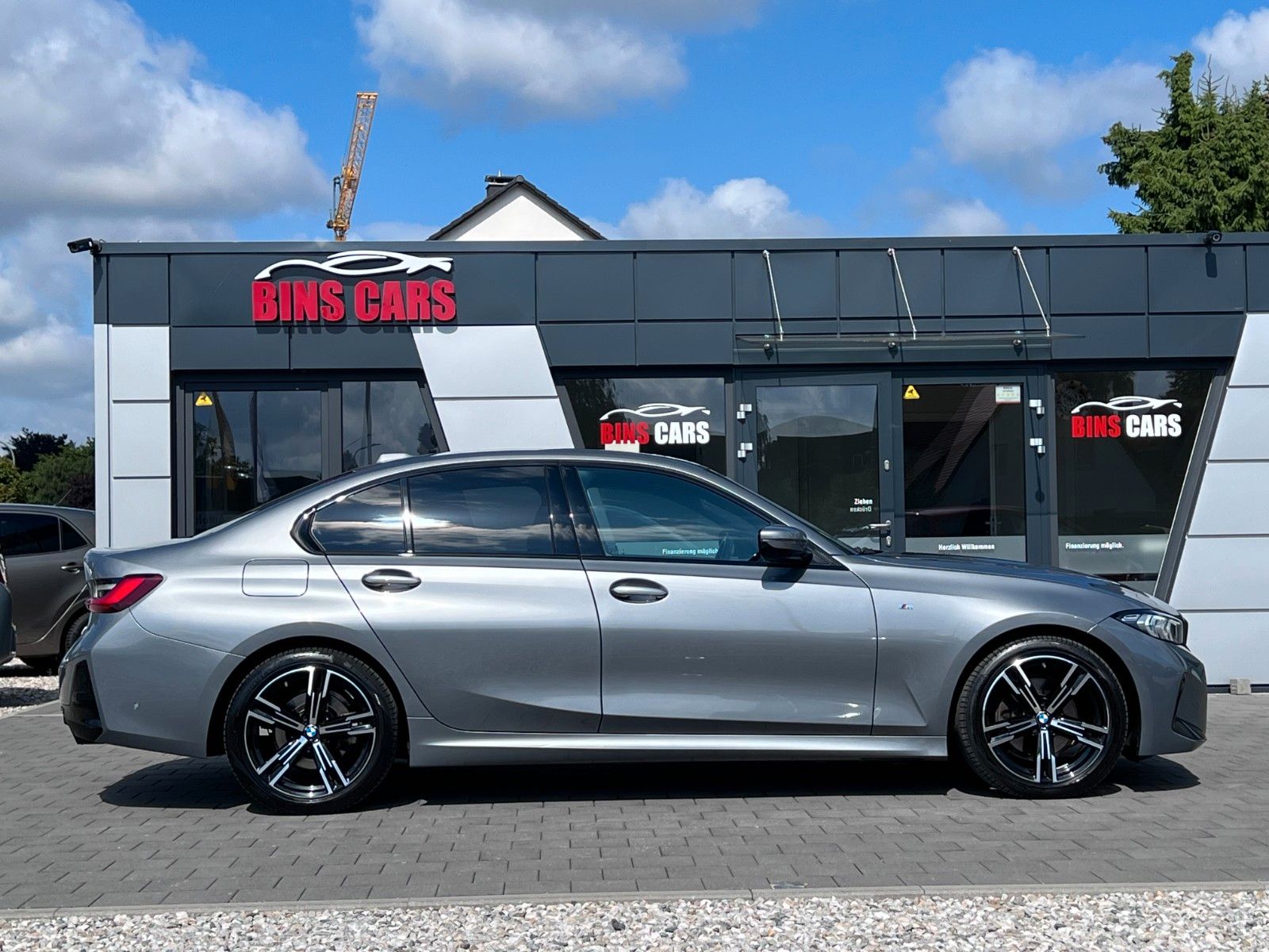 BMW 320d Lim xDrive M Sport - Samsaru's Car Outlet
