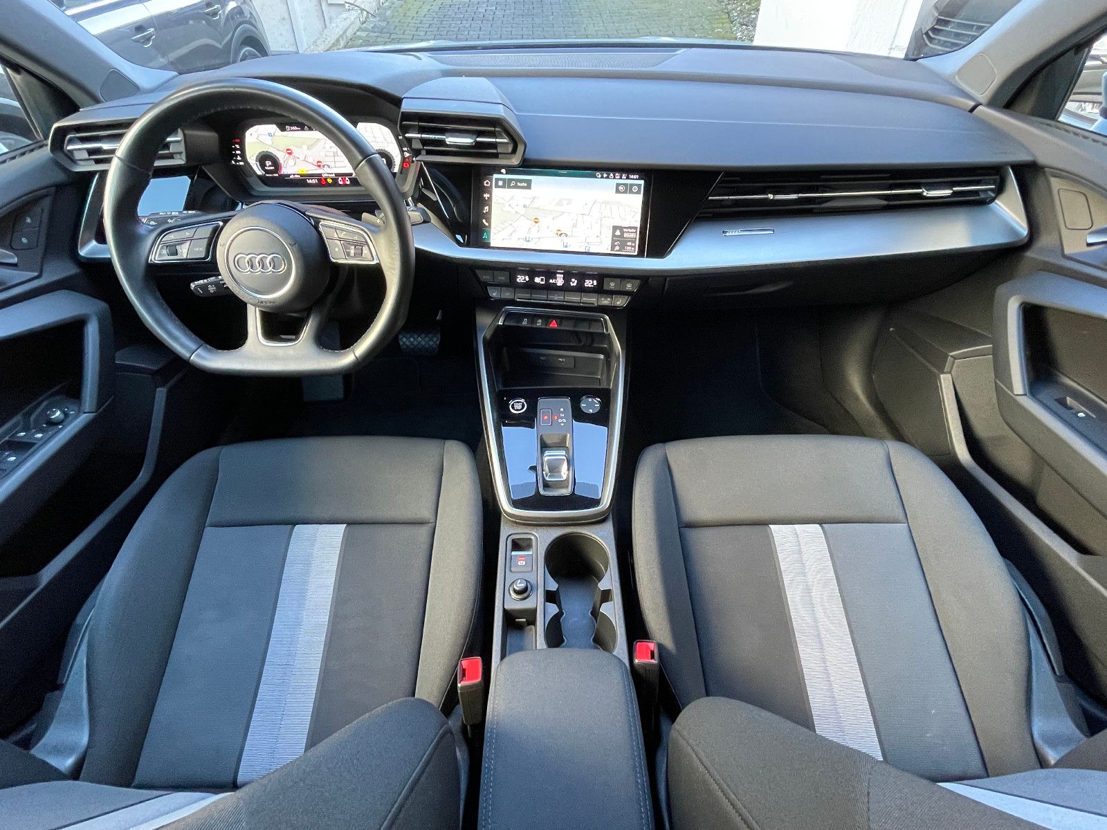 Audi A3 Sportback 2.0 35 TDI advanced*Navi*Led*Aps*