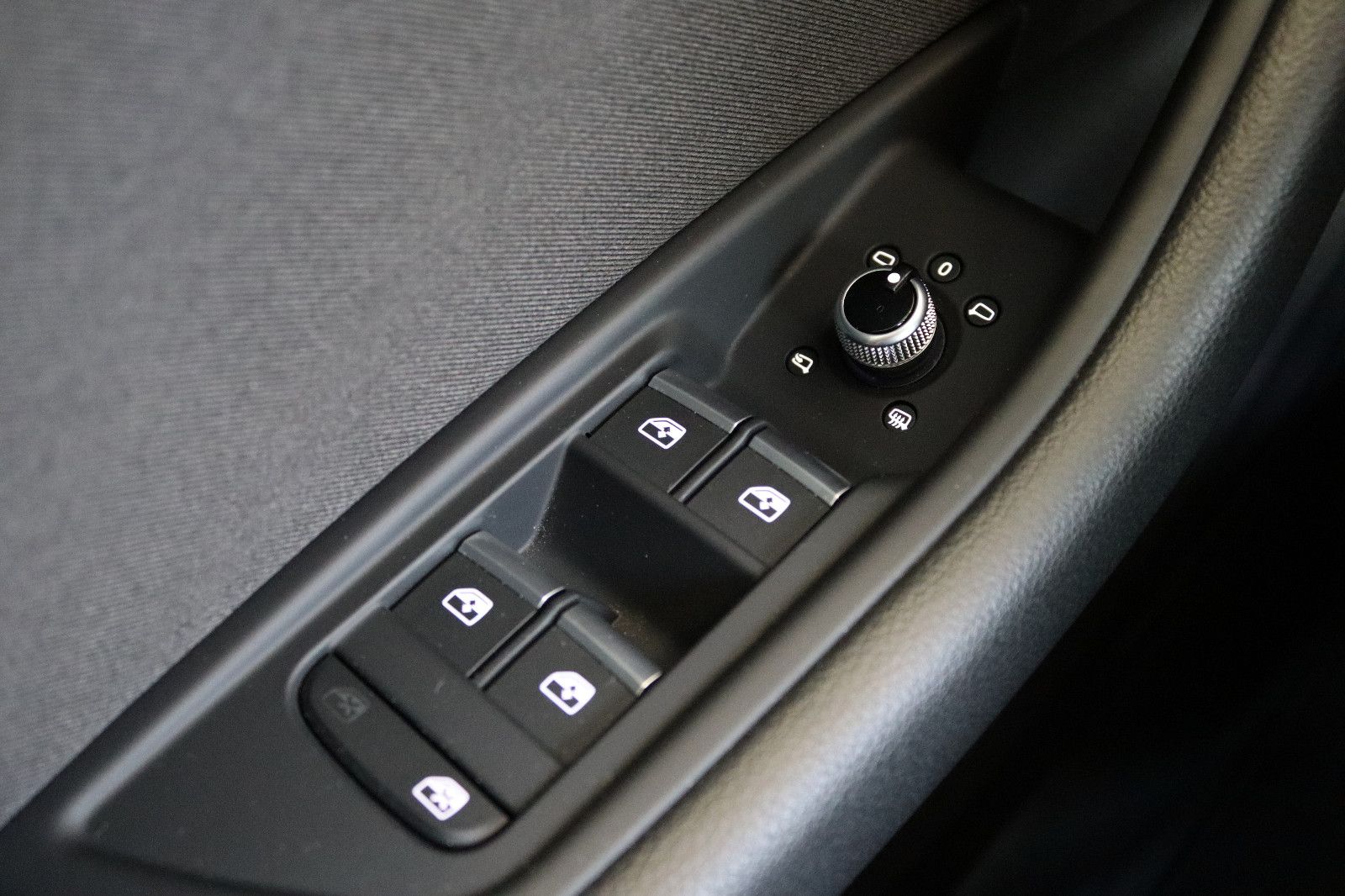 Audi A4 Avant 35TDI S-Tronic S line - Samsaru's Car Outlet