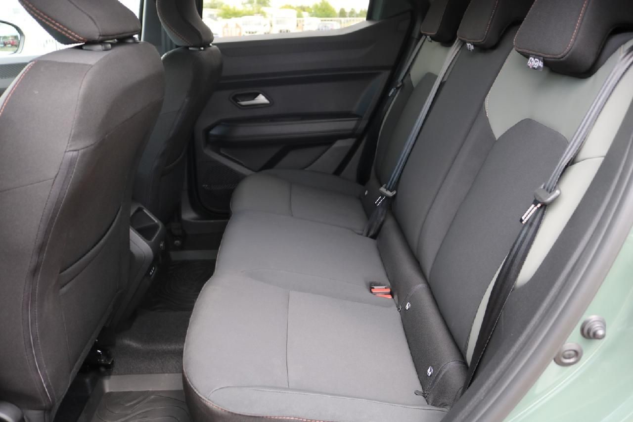 Dacia Duster III TCe 130 Extreme - Samsaru's Car Outlet