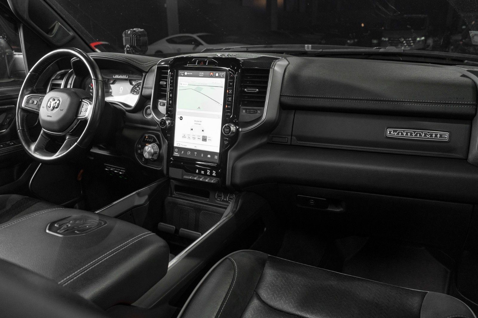 Dodge RAM*1500*Laramie**4x4*H/K*Ht,Vnt,Memory*