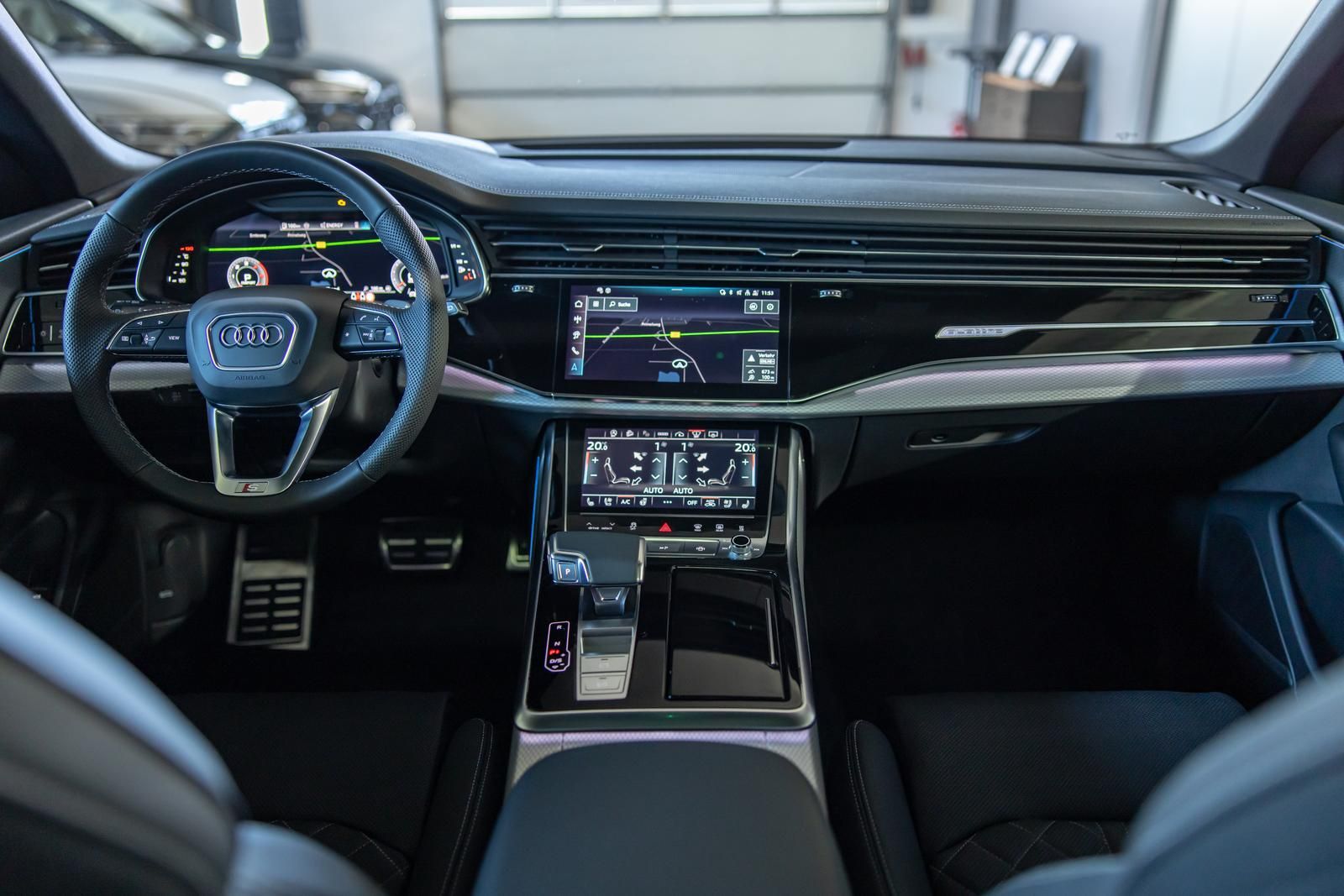 Audi Q8 50 TDI quattro S-Line - Samsaru's Car Outlet