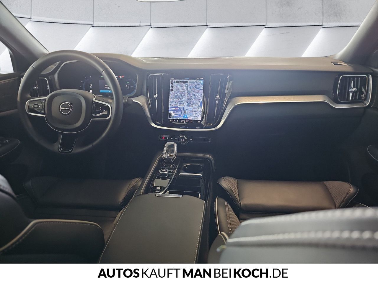 Volvo S60 T8 AWD Recharge Plug-In Hybrid Plus Dark
