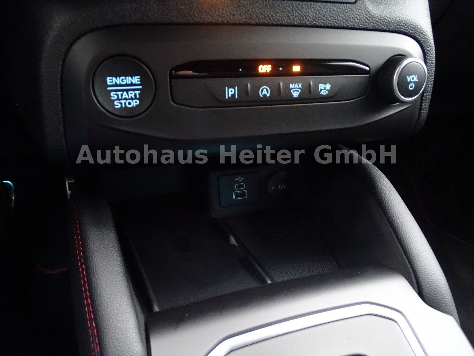 Ford Focus Aut. Turnier ST-Line X / AHK+SYNC4+B&O+ACC