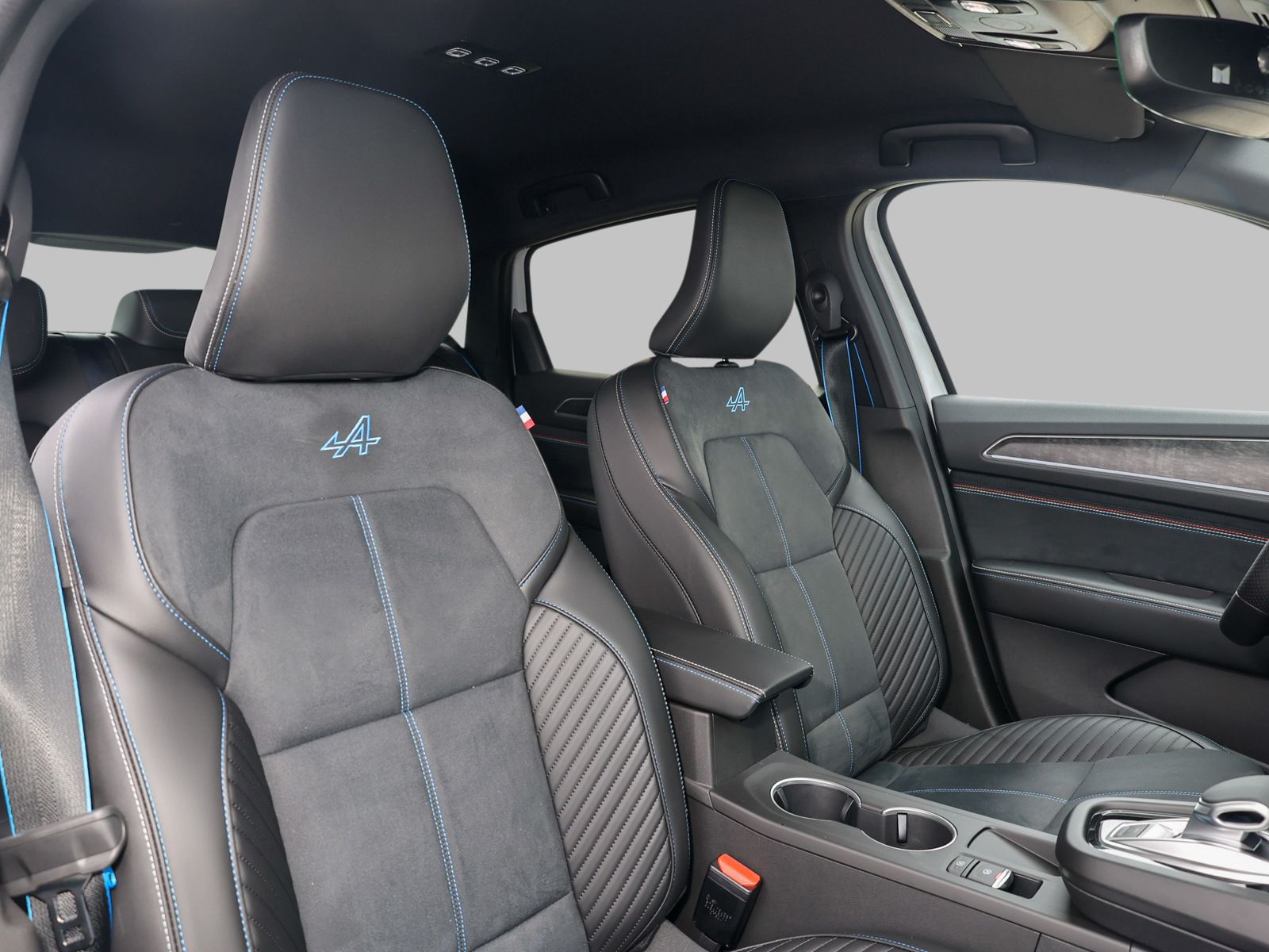 Renault Arkana ESPRIT ALPINE Full Hybrid - Samsaru's Car Outlet