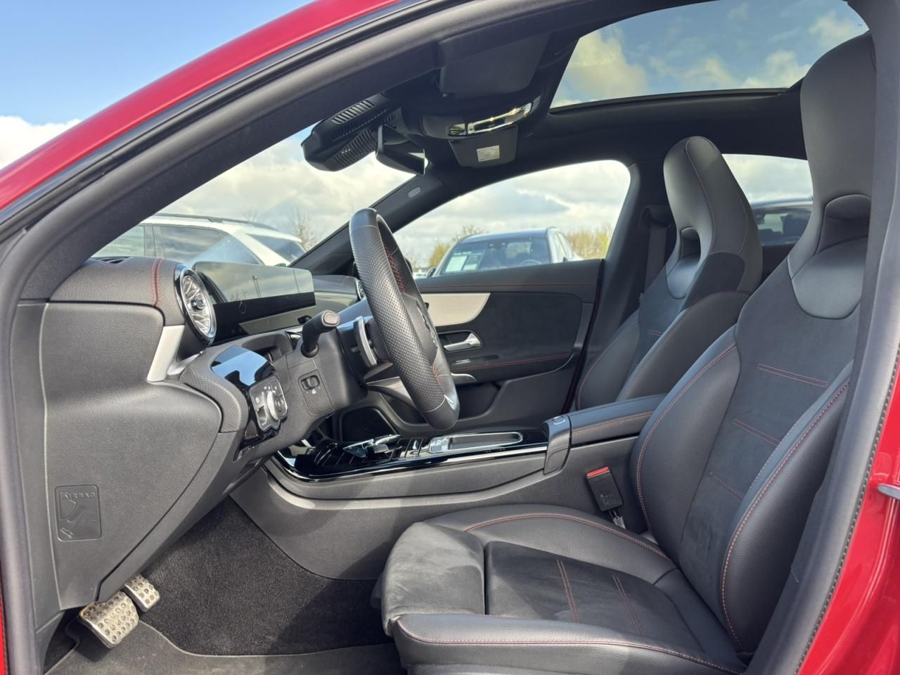 Mercedes-Benz CLA 250 4M Coupé AMG - Samsaru's Car Outlet