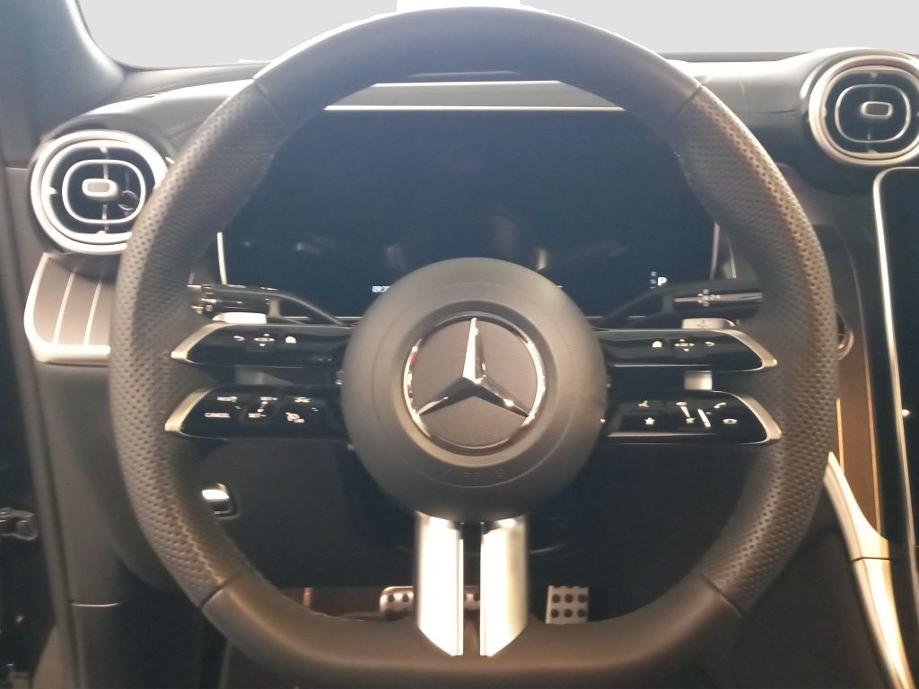 Mercedes-Benz GLC 300 4M Coupé AMG*DISTRON*LEDER*PANO-SD*360°