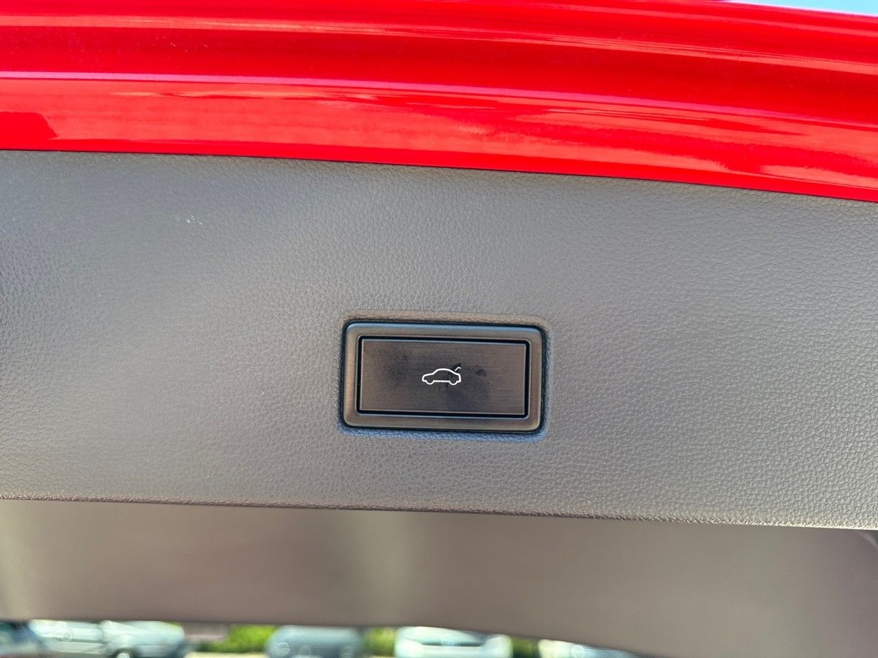 Volkswagen T-Roc Sport - Samsaru's Car Outlet