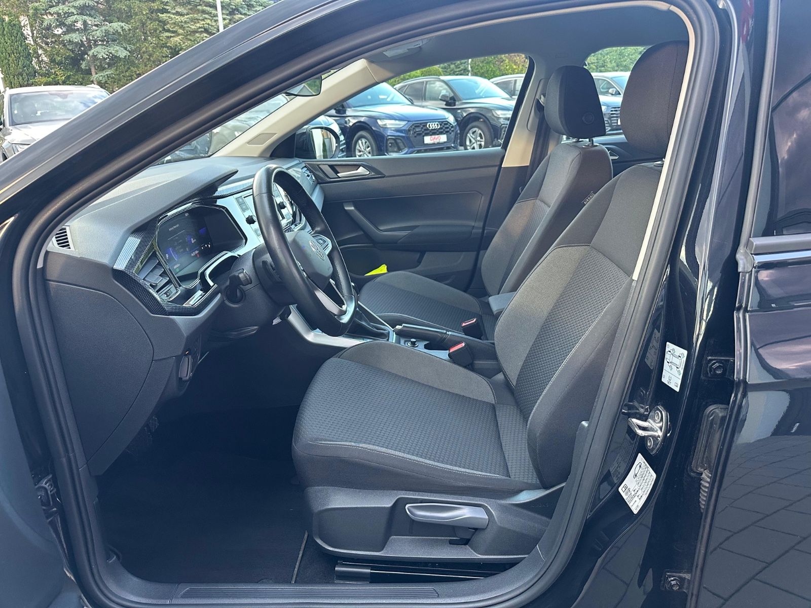 Volkswagen Taigo 1.0 TSI Life DSG - Samsaru's Car Outlet