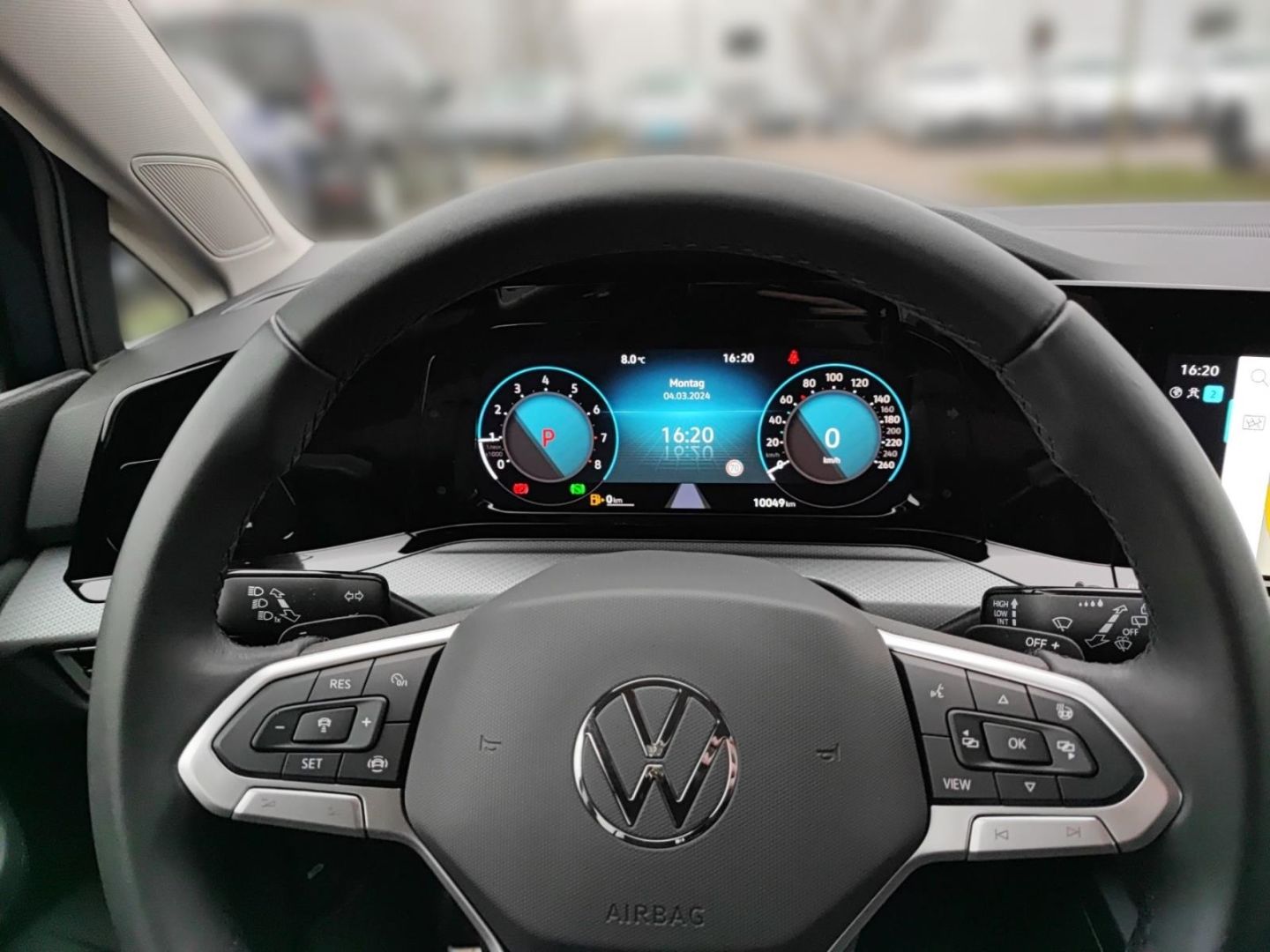 Volkswagen Golf 8 VIII Active eTSI - Samsaru's Car Outlet