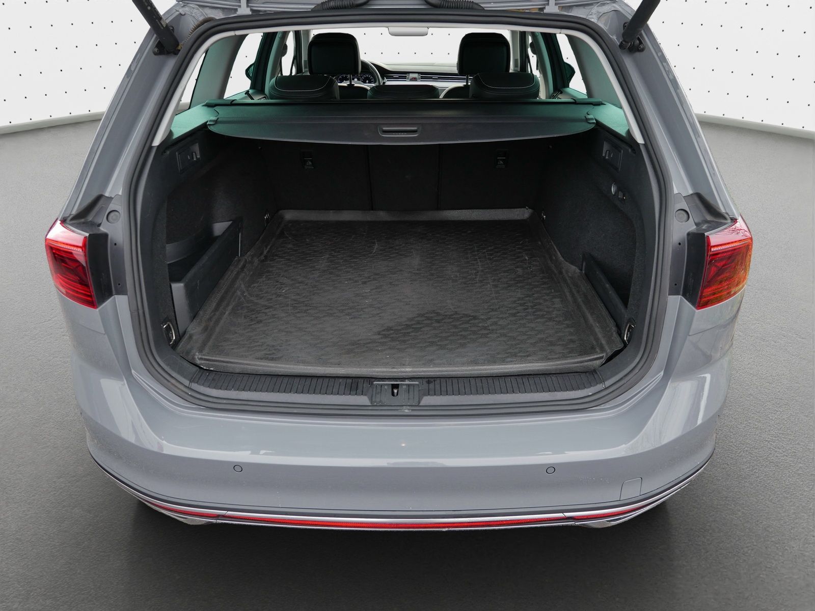 Volkswagen Passat Variant 2.0 TDI H&K*Leder*Stand*AHK*360°