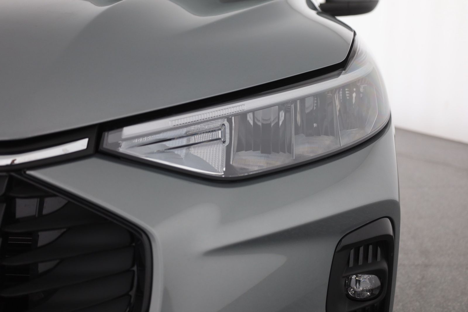 Ford Kuga 1.5 EB Titanium Aut. - Samsaru's Car Outlet