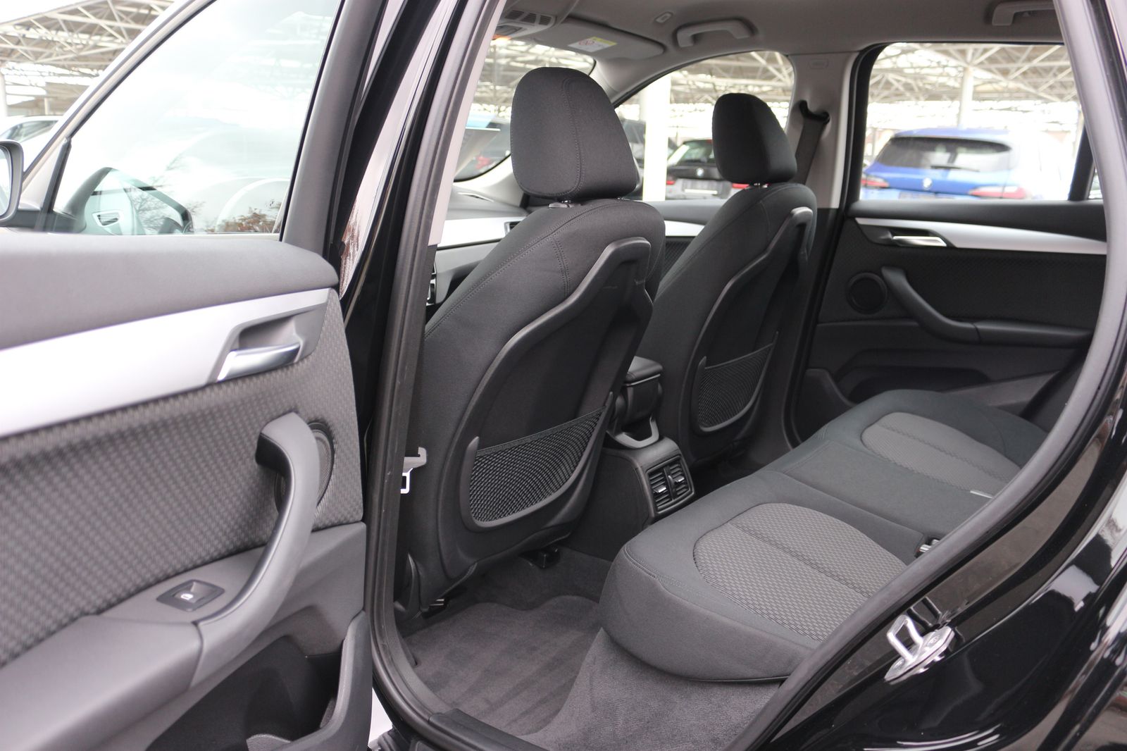 BMW X1 xDrive25e Advantage - Samsaru's Car Outlet