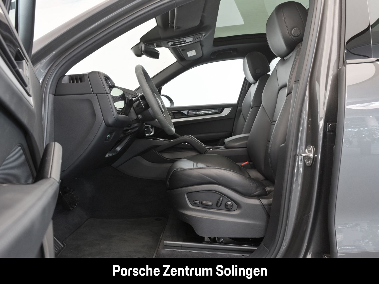 Porsche Cayenne E-Hybrid Pano BOSE HD Matrix 21'' Surrou