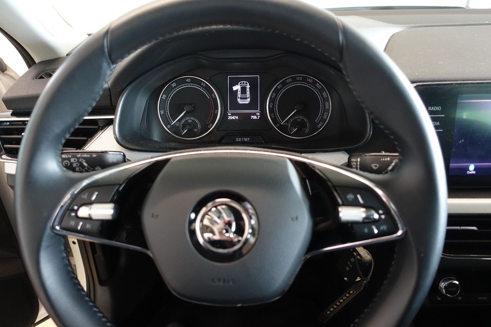 Skoda Kamiq 1.0 TSI Tour - Samsaru's Car Outlet