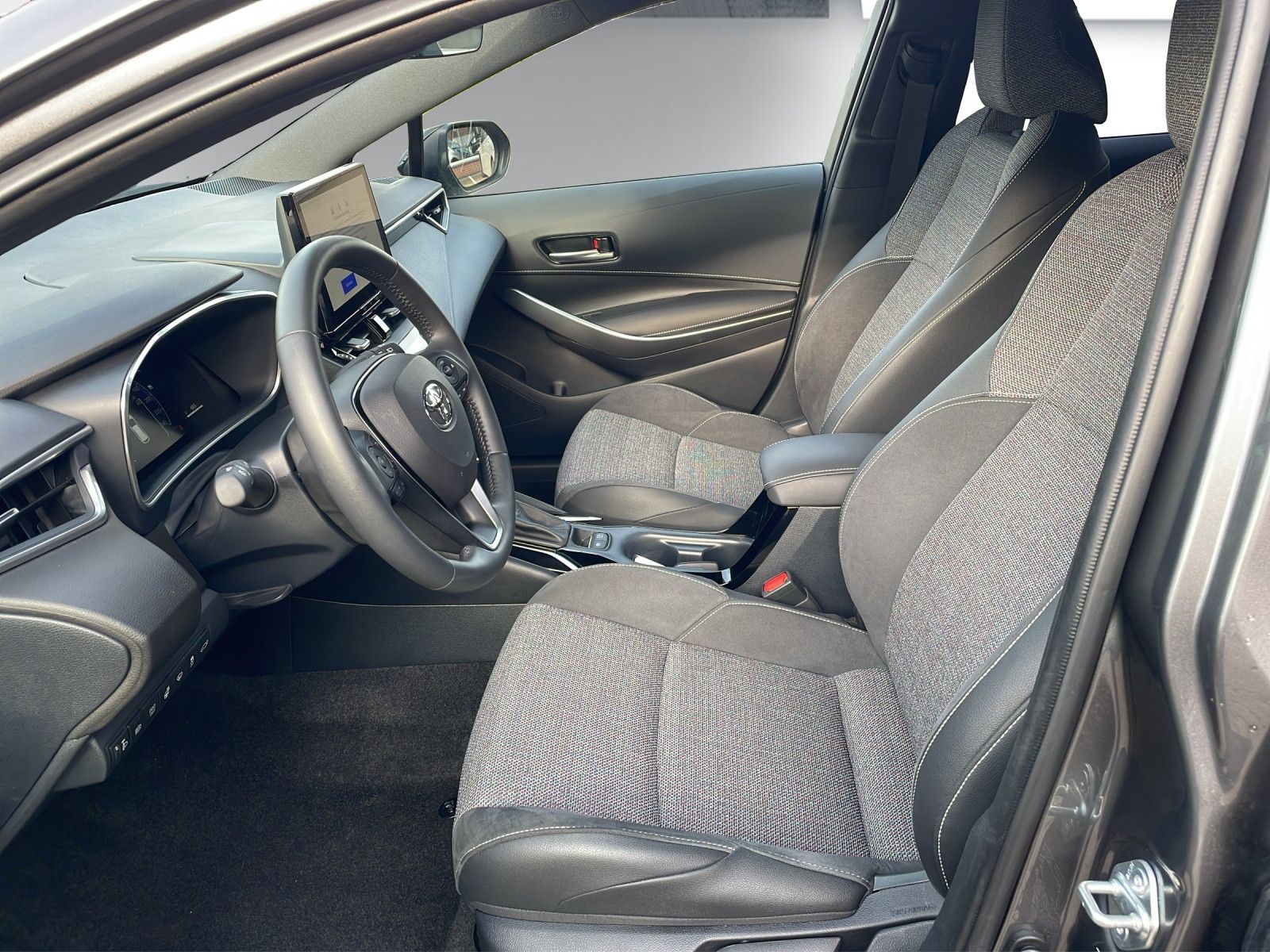 Toyota Corolla 1,8 Hybrid TS Style
