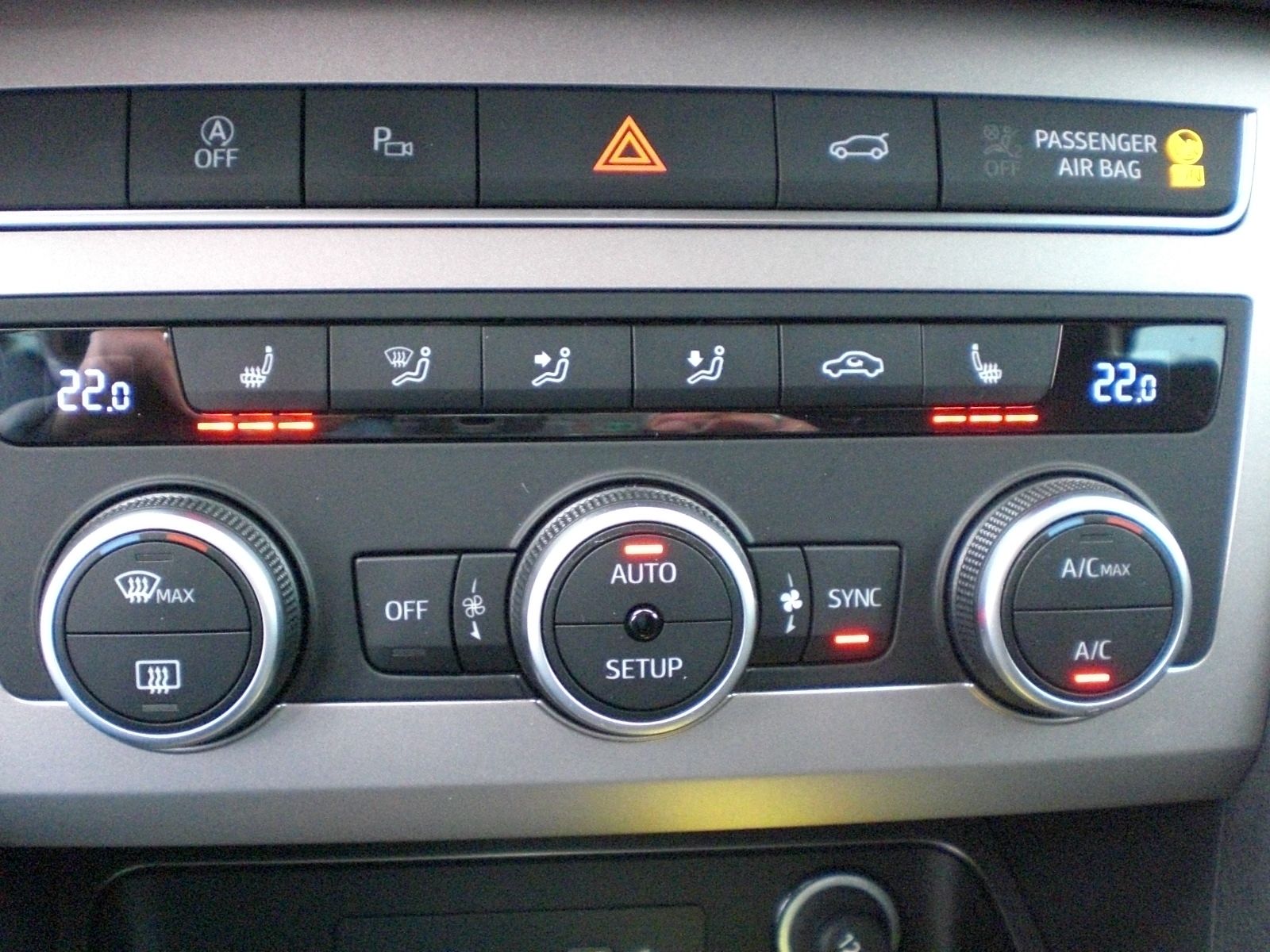 Seat Ateca Xperience 1.5 TSI DSG LED NAVI AHK ACC Are