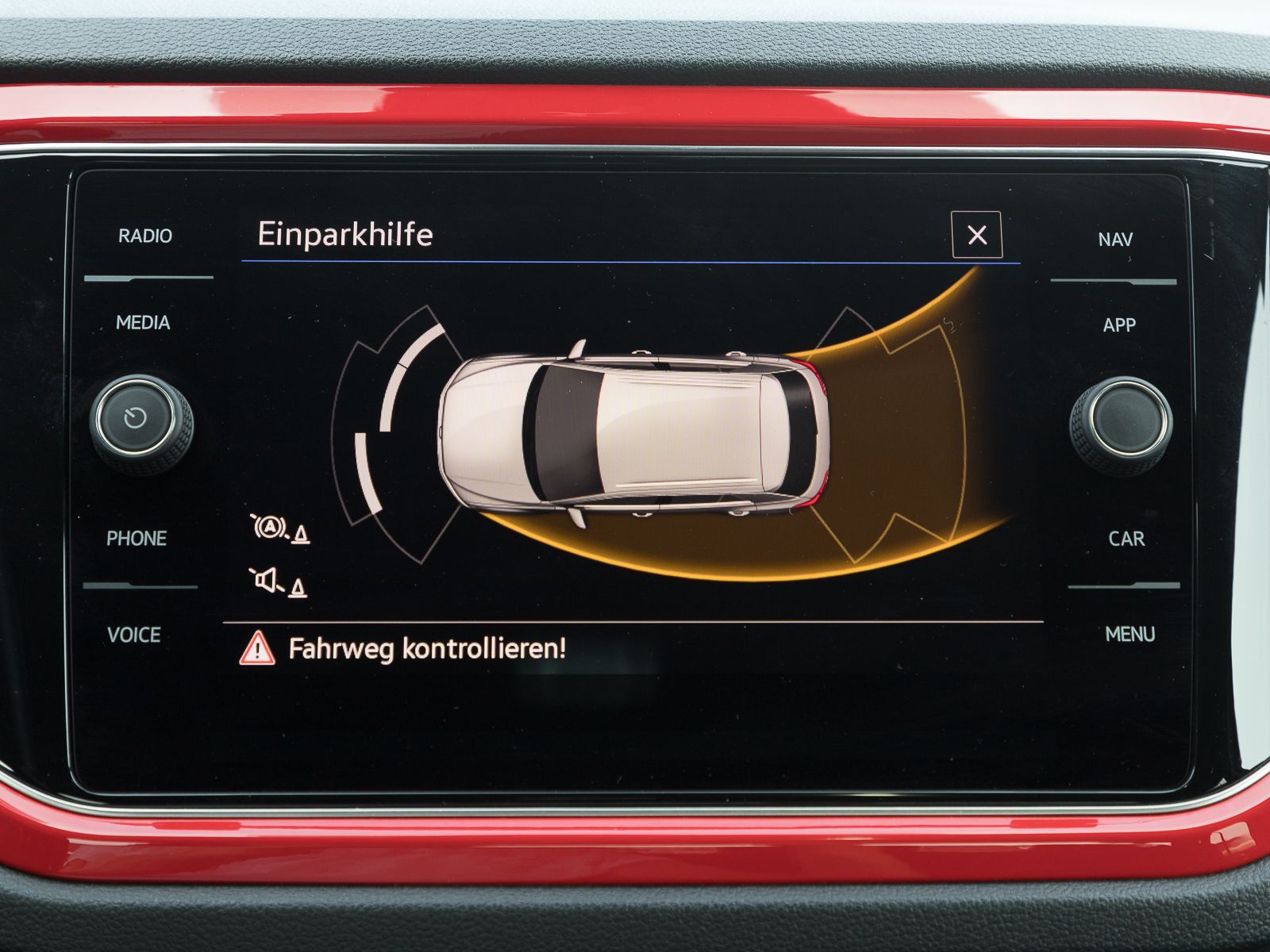 Volkswagen T-Roc 1.5 TSI DSG SPORT - Samsaru's Car Outlet
