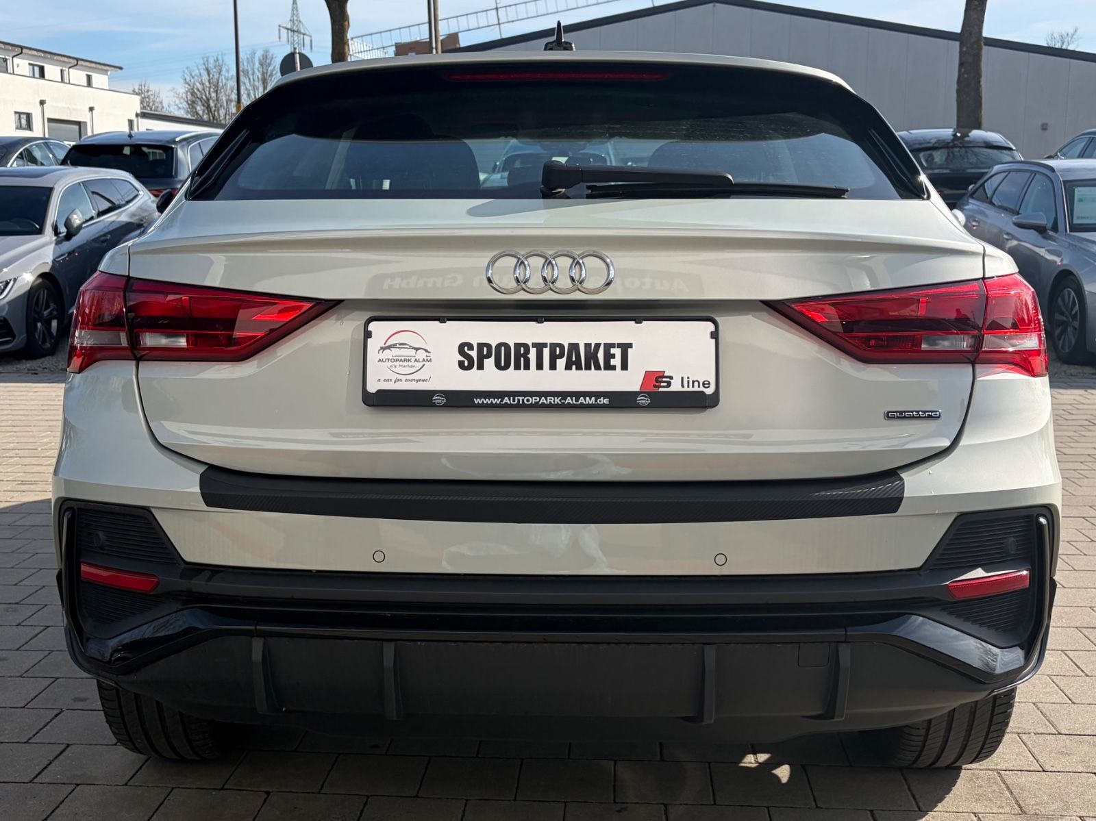 Audi Q3 SB 35 TDI quattro S line ACC DAB Optik ViCo