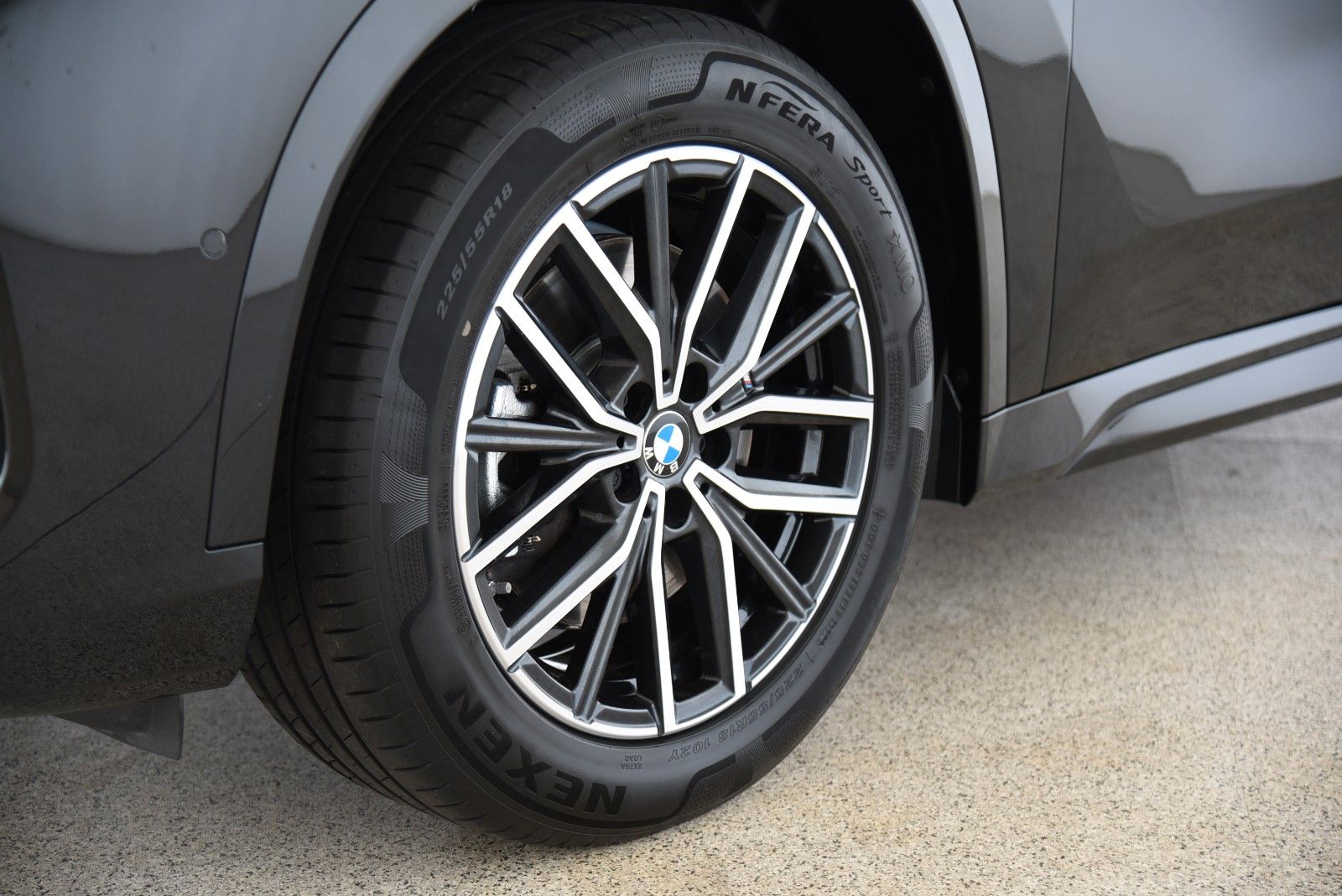 BMW X1 xDrive23d M Sportpaket - Samsaru's Car Outlet