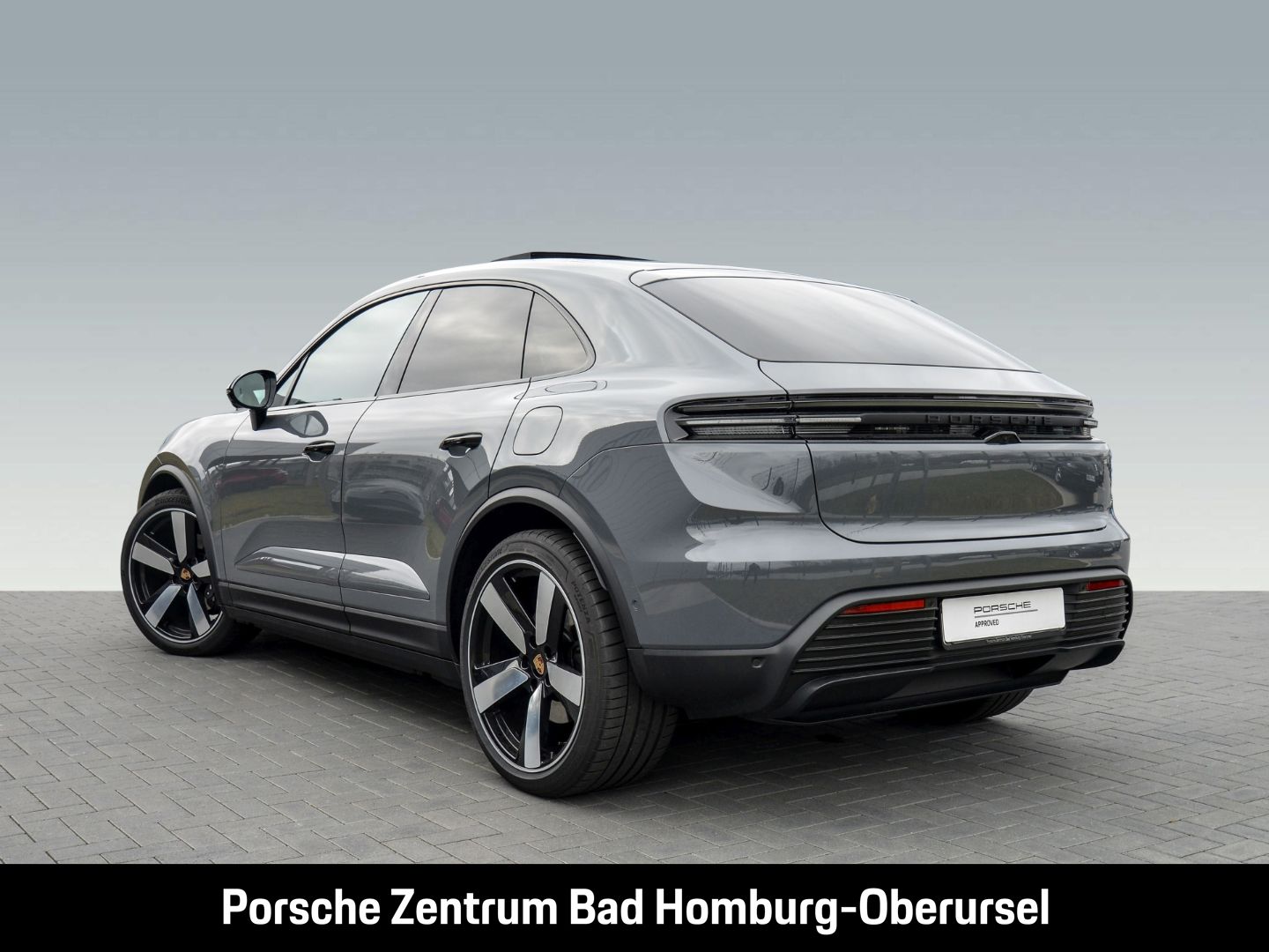 Porsche Macan 4 Burmester Panorama InnoDrive LED-Matrix