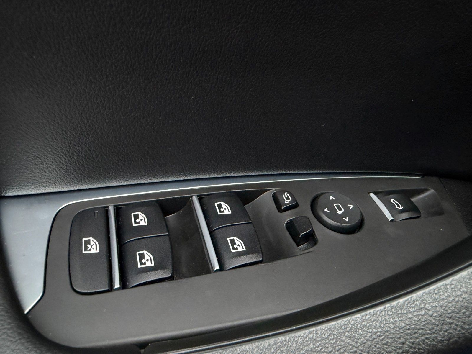 BMW X3 xDrive30e*Sportsizte*Leder*Nachlakierungsfrei