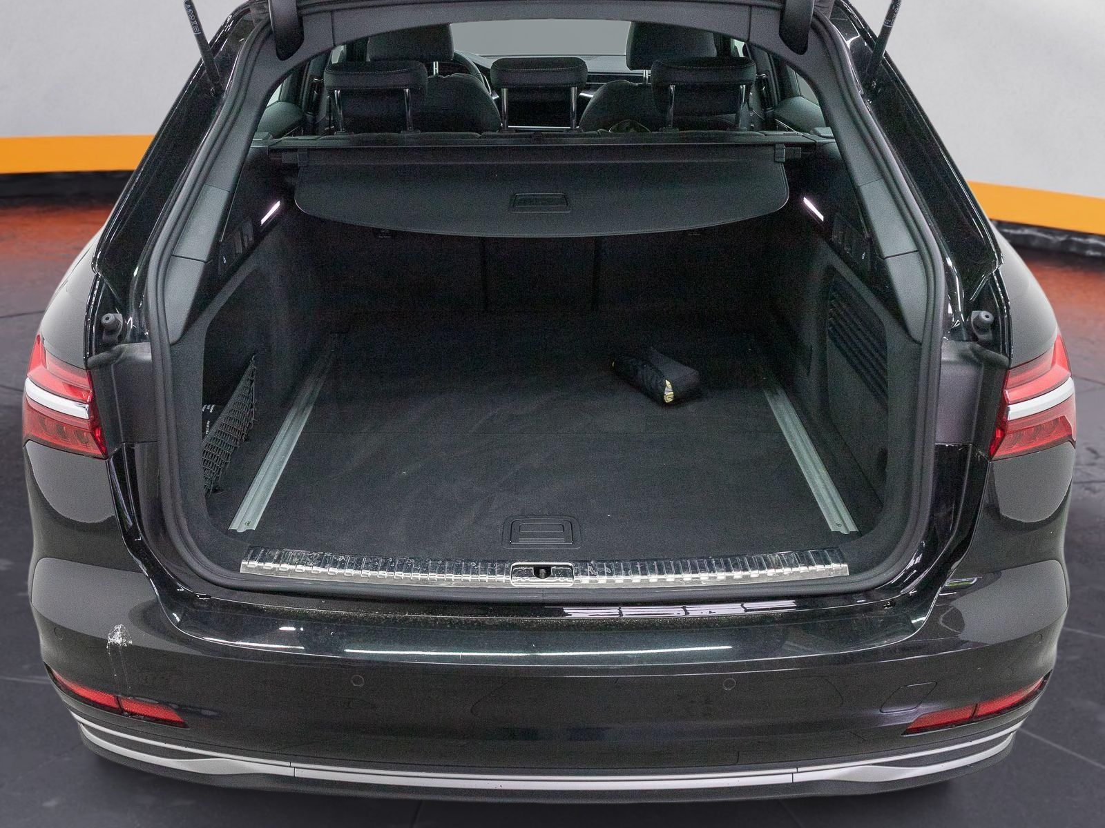Audi A6 Avant 45 TFSI ADVANCED - Samsaru's Car Outlet