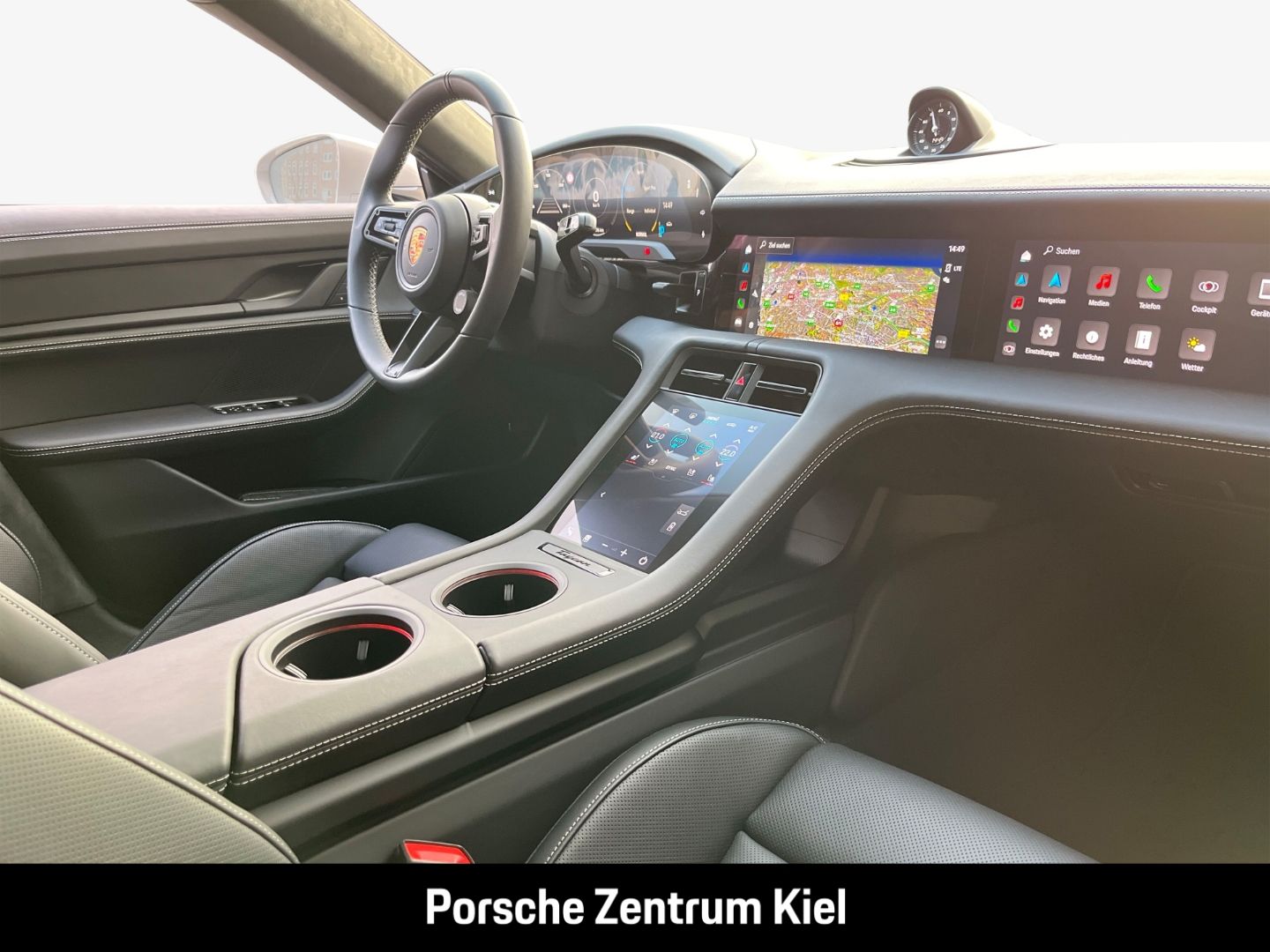 Porsche Taycan GTS HA-Lenkung InnoDrive Head-Up BOSE