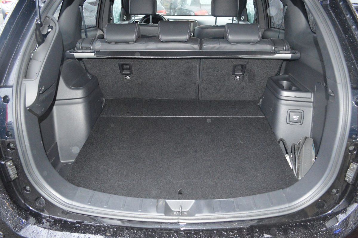 Mitsubishi PHEV OUTLANDER PHEV TOP