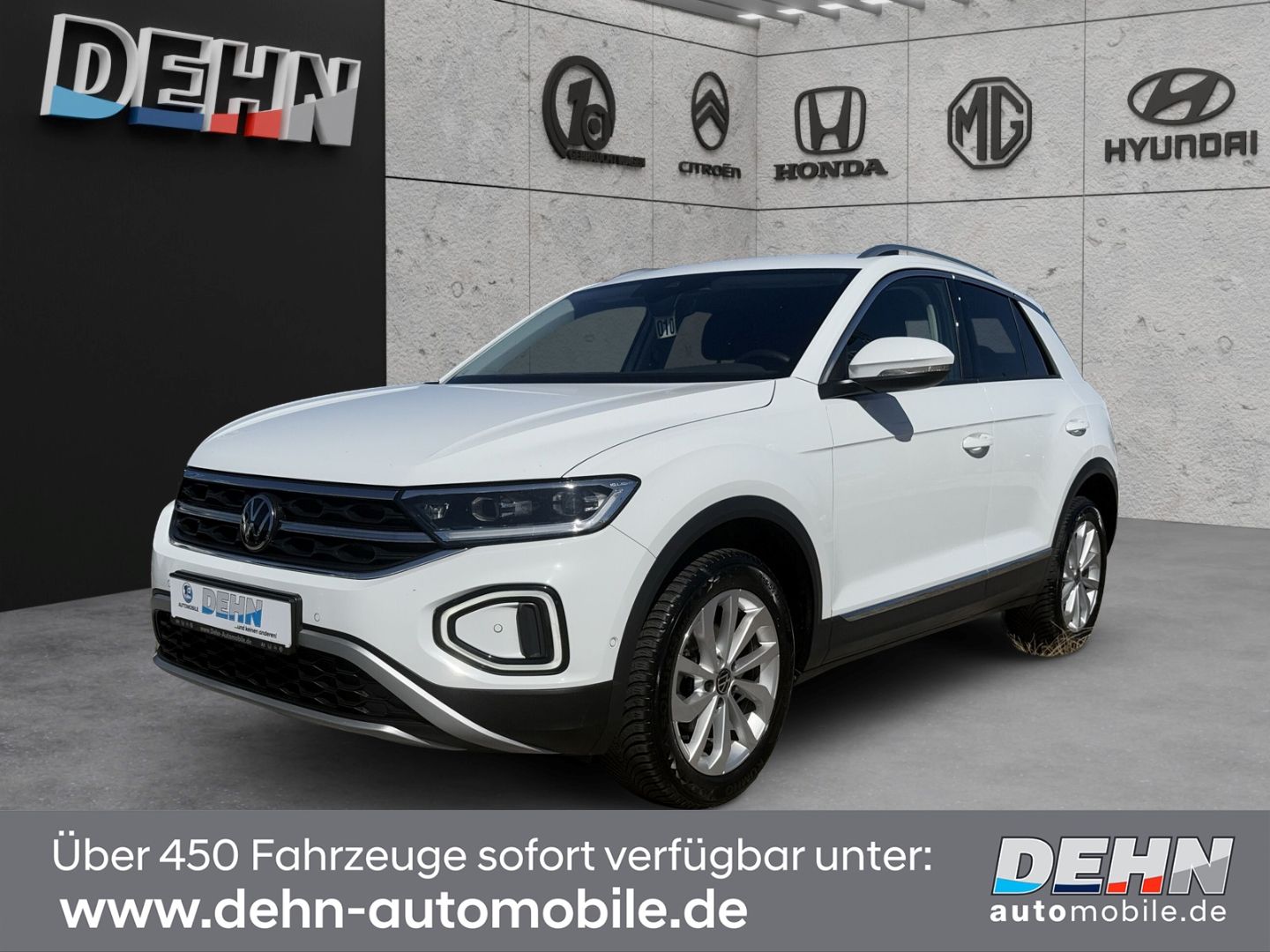Volkswagen T-Roc 1.0 TSI Style Plus - Samsaru's Car Outlet