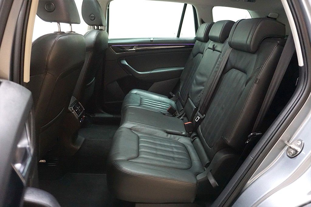 Skoda Kodiaq 2.0TSI DSG L&K 4x4 Virtual AHK 7-Sitzer
