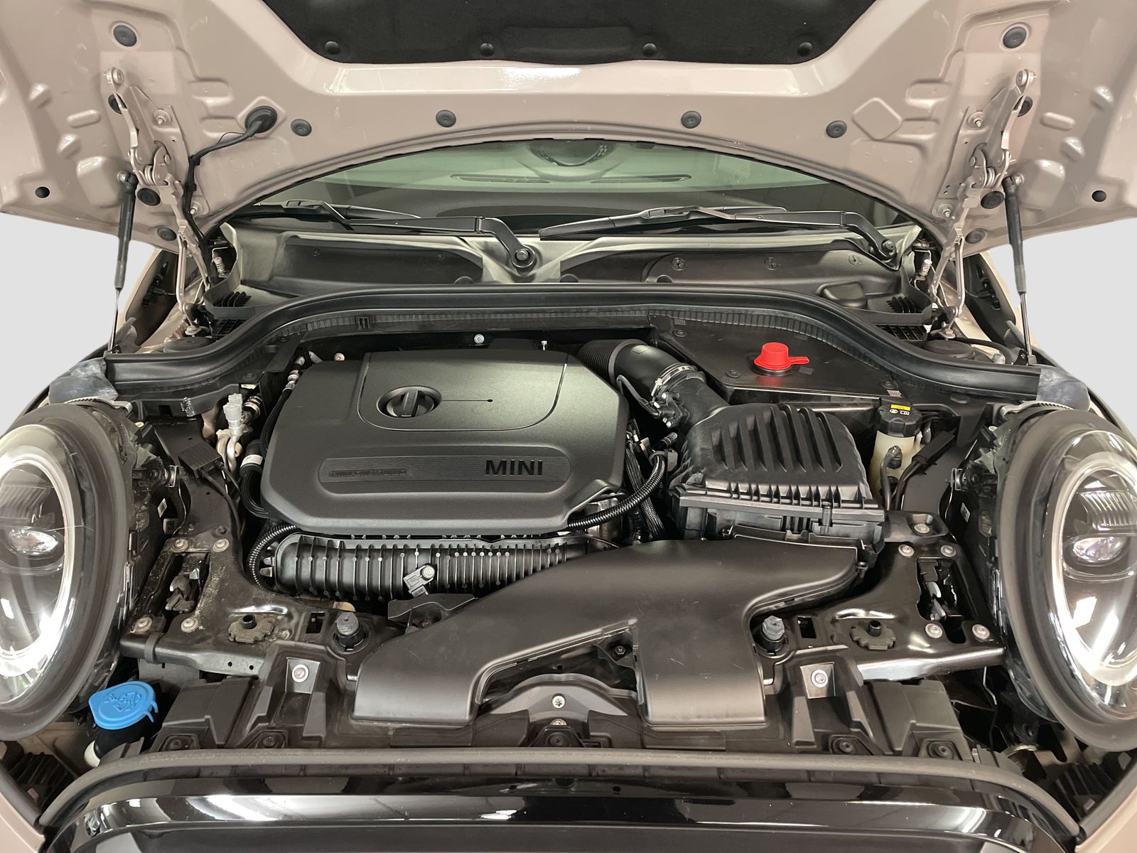 MINI Cooper S - Samsaru's Car Outlet