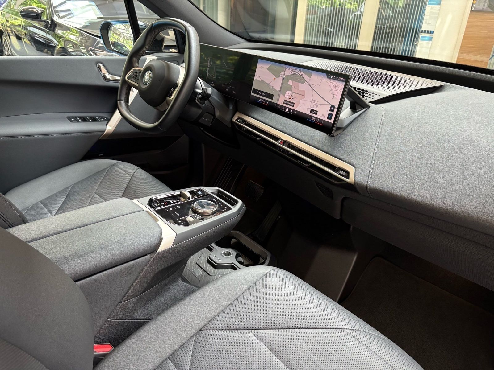 BMW iX xDrive40 MSport DA Prof PA Prof HuD HK 22" LM