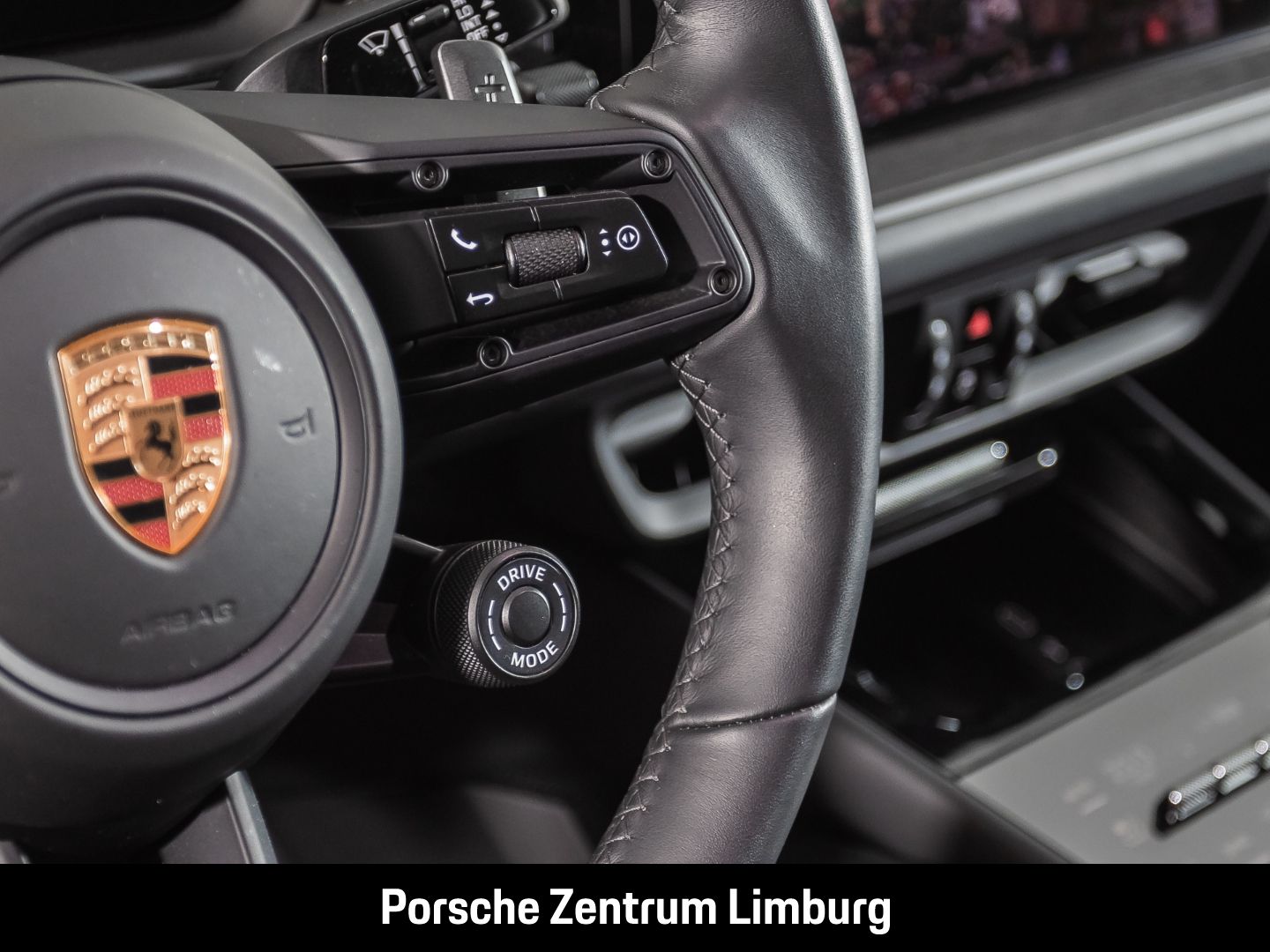Porsche Cayenne E-Hybrid Coupe Black Edition Burmester