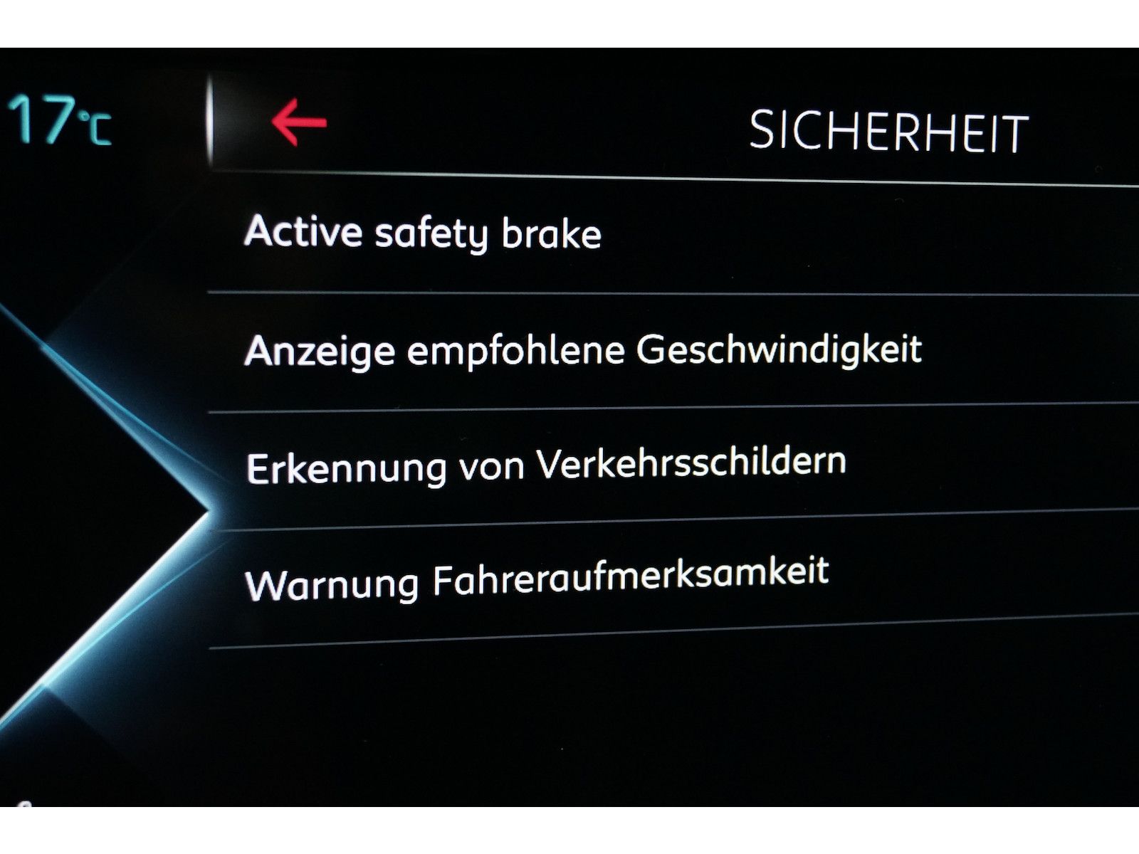 DS Automobiles DS9 E-Tense 225 Performance Line+ Nachtsicht