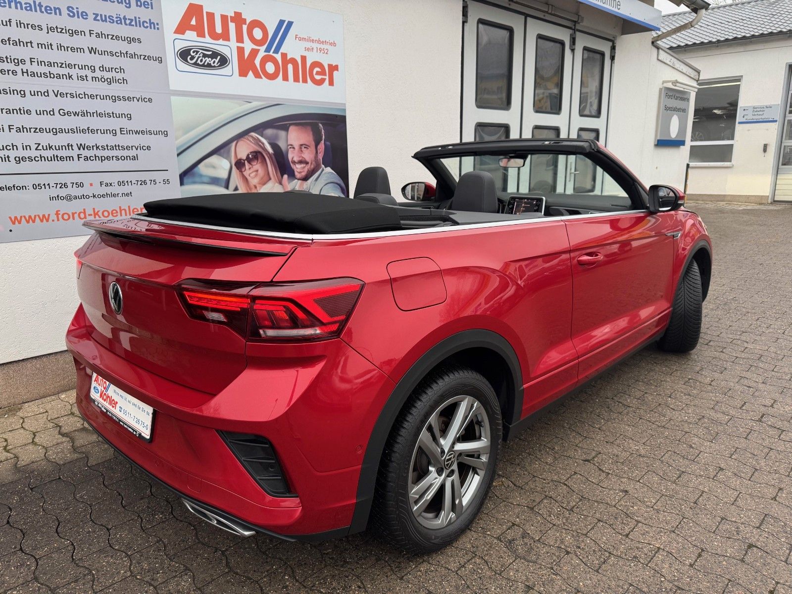 Volkswagen T-Roc R-Line - Samsaru's Car Outlet