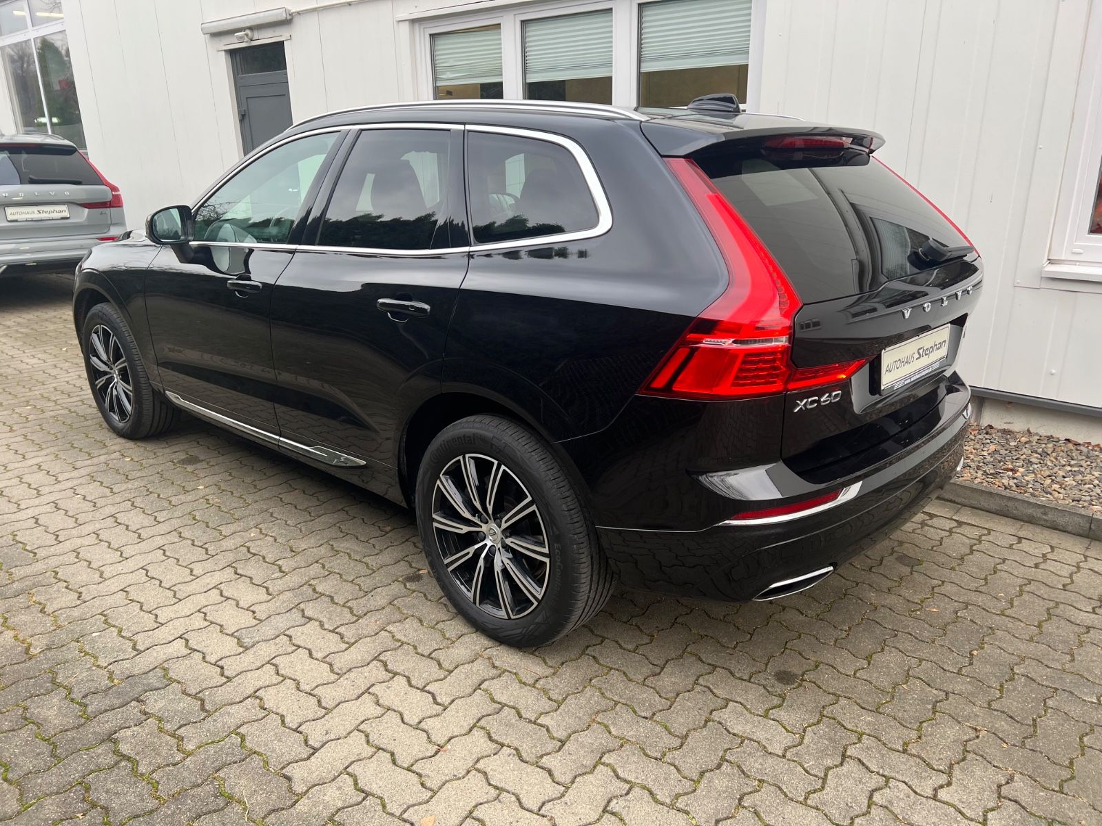 Volvo XC60 B4 Diesel AWD Inscription AHK GARANTIE
