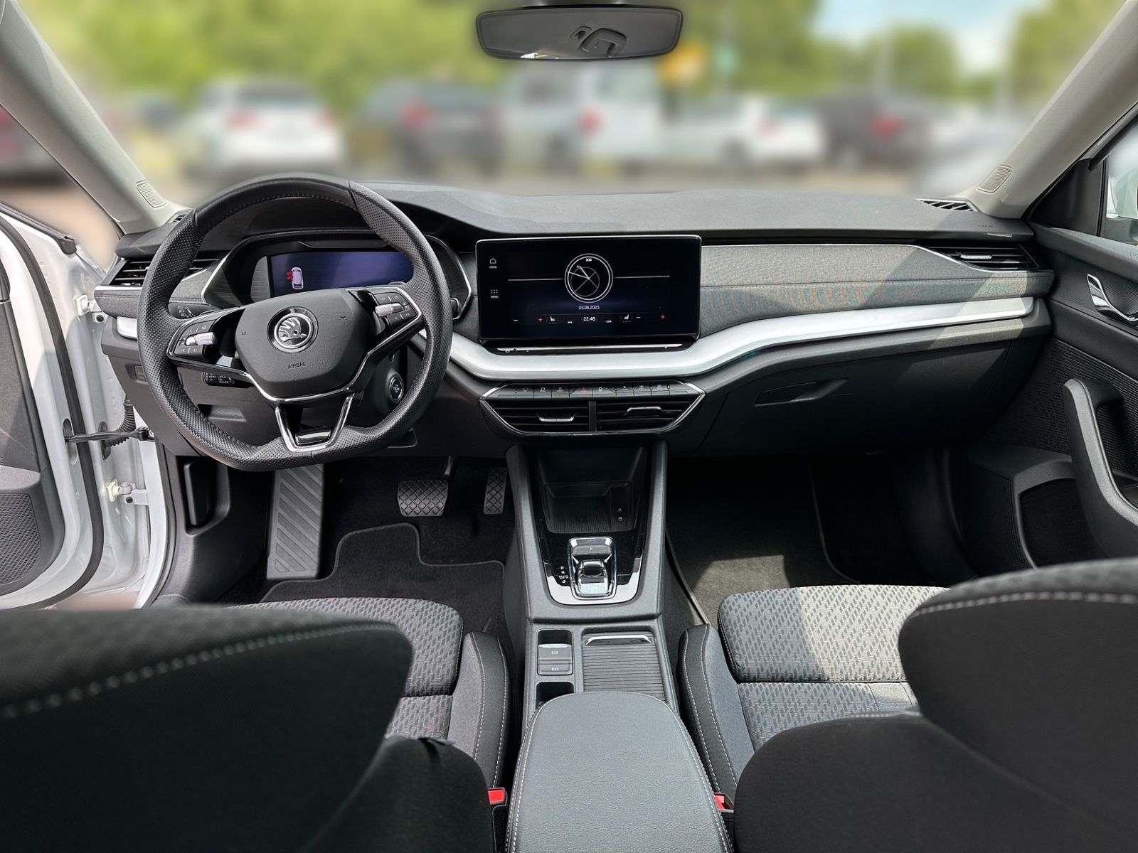 Skoda Octavia Combi 2.0 TDI DSG STYLE - Samsaru's Car Outlet