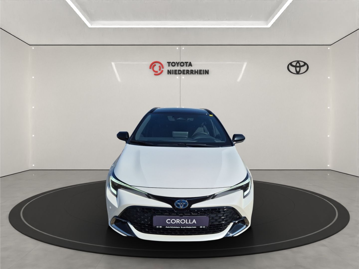 Toyota Corolla TS Black & White LED+NAVI+CARPLAY+RFK