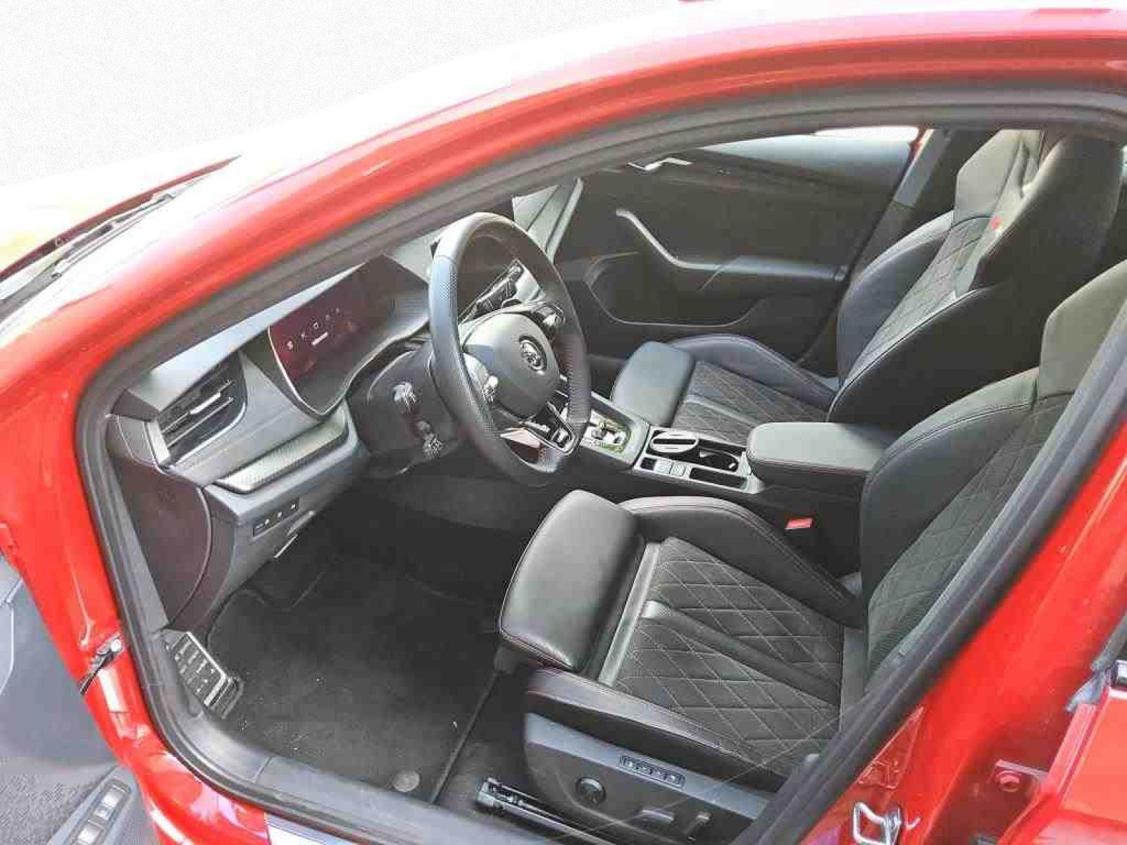 Skoda Octavia Combi RS 1.4TSI iV DSG AHK Pano HUD Navi