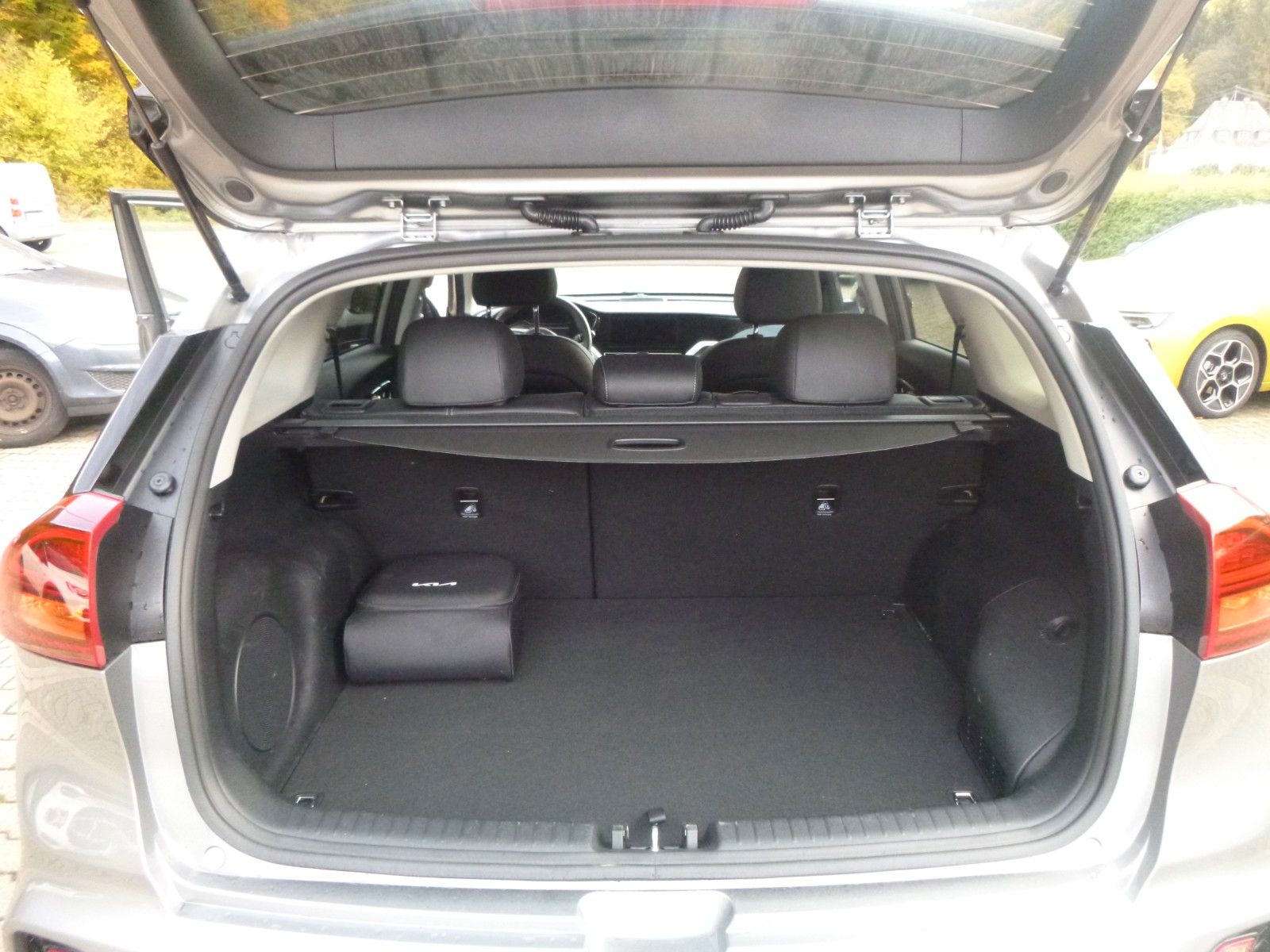 Kia Niro Spirit Plug-In-Hybrid - Samsaru's Car Outlet