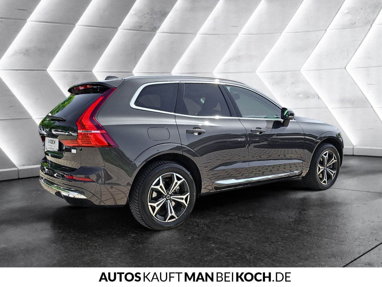 Volvo XC60 T6 Recharge AWD - Samsaru's Car Outlet