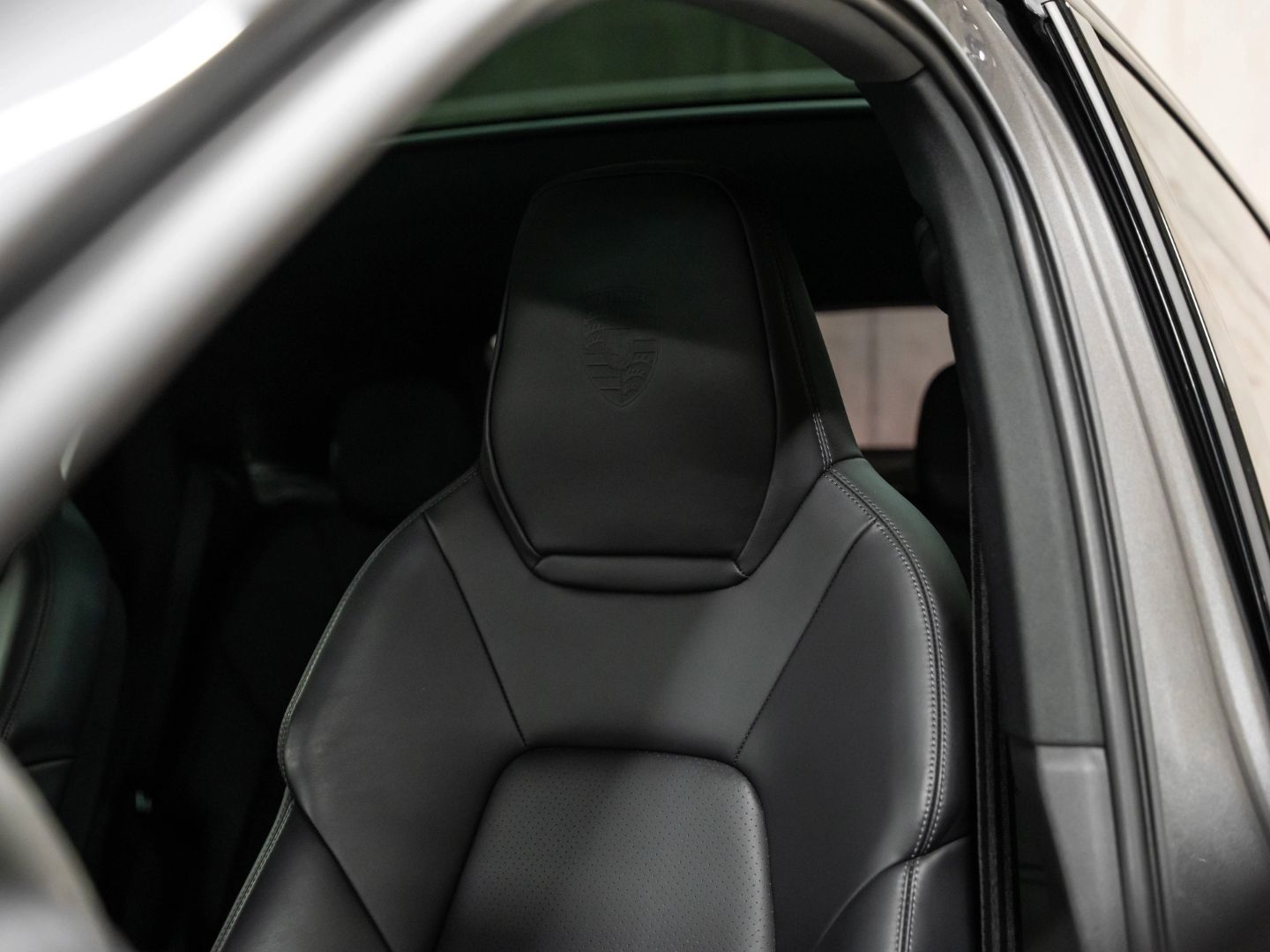 Porsche Cayenne S Coupe PASM PDCC BOSE InnoDrive